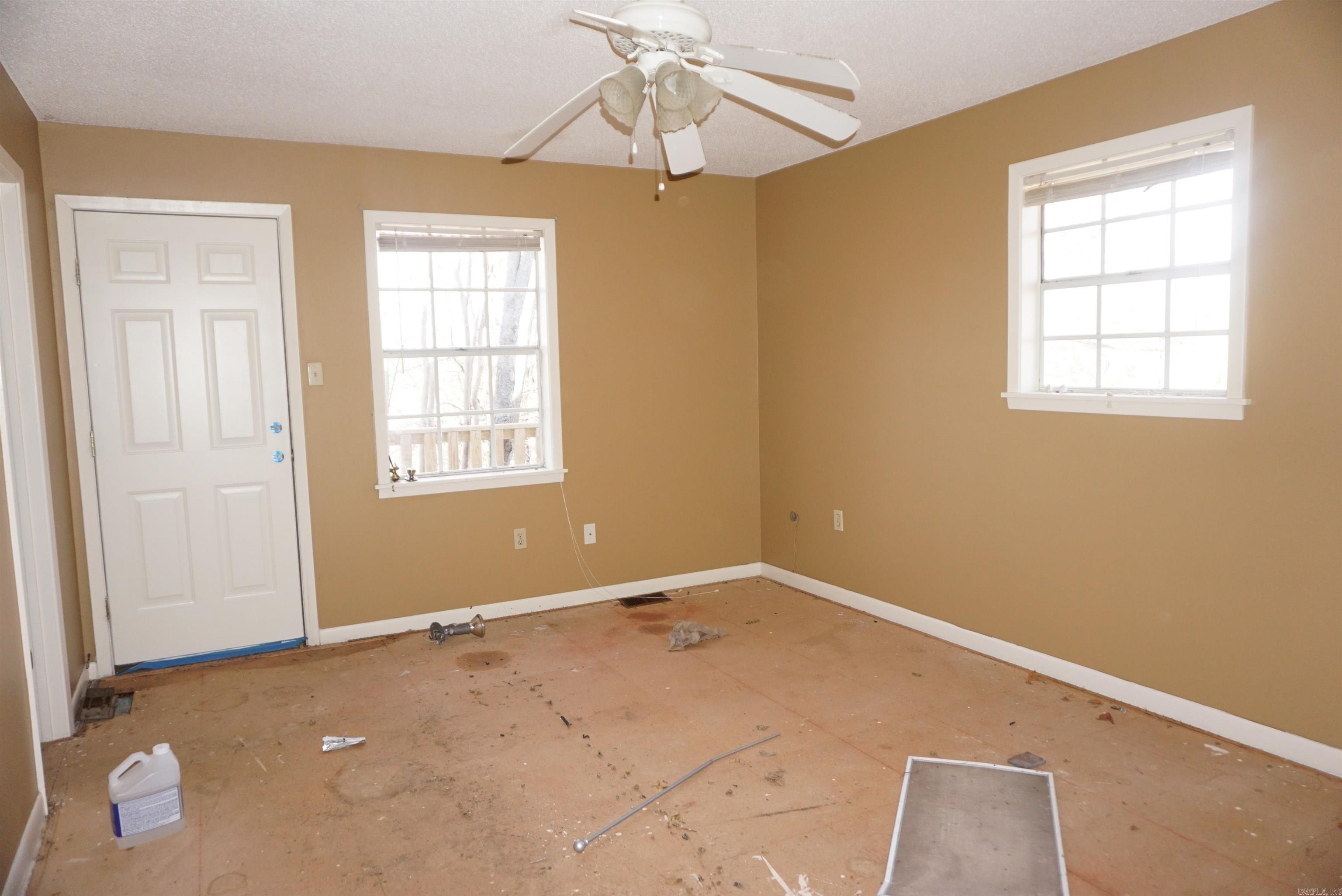 JAMES S/D - Residential