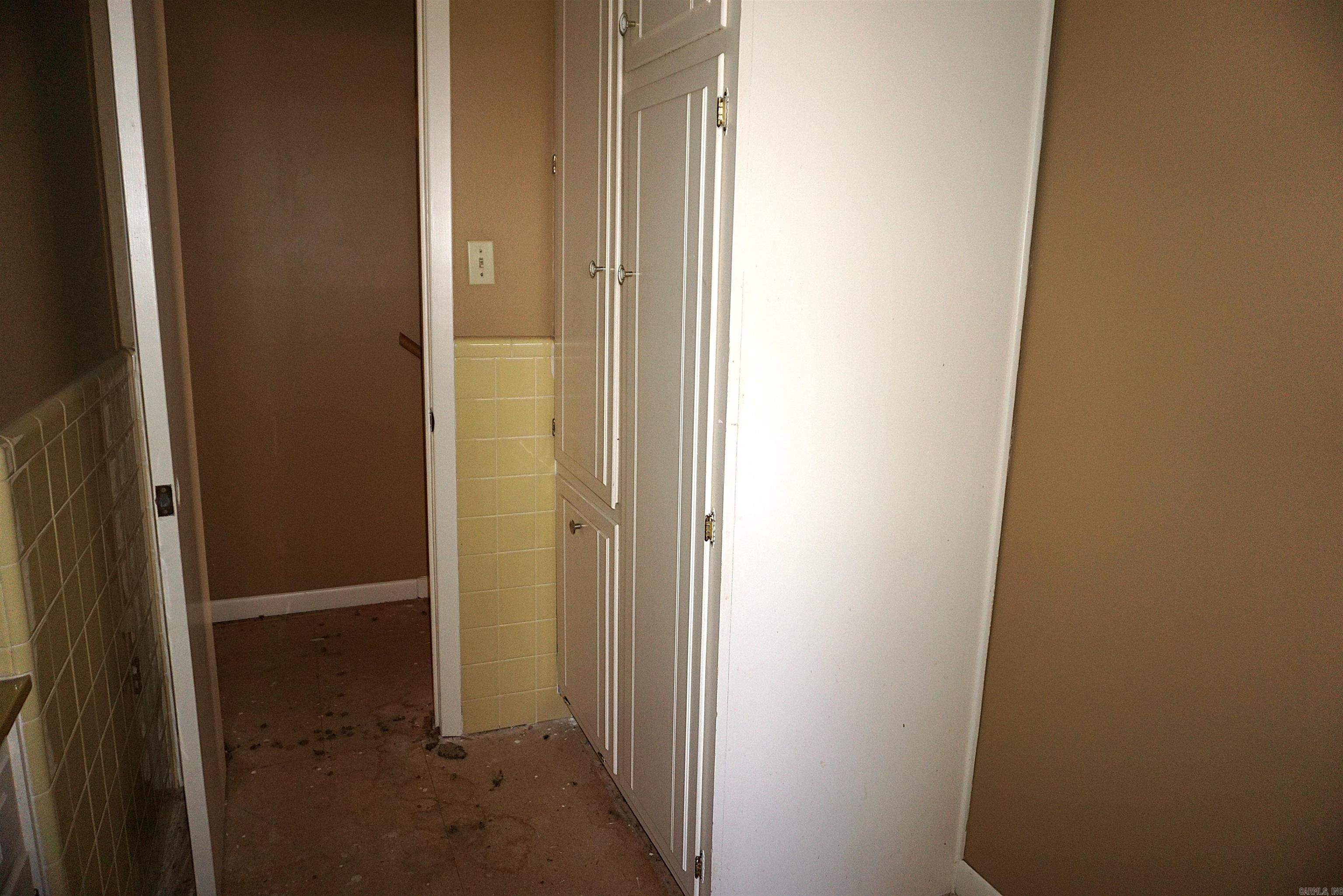 JAMES S/D - Residential