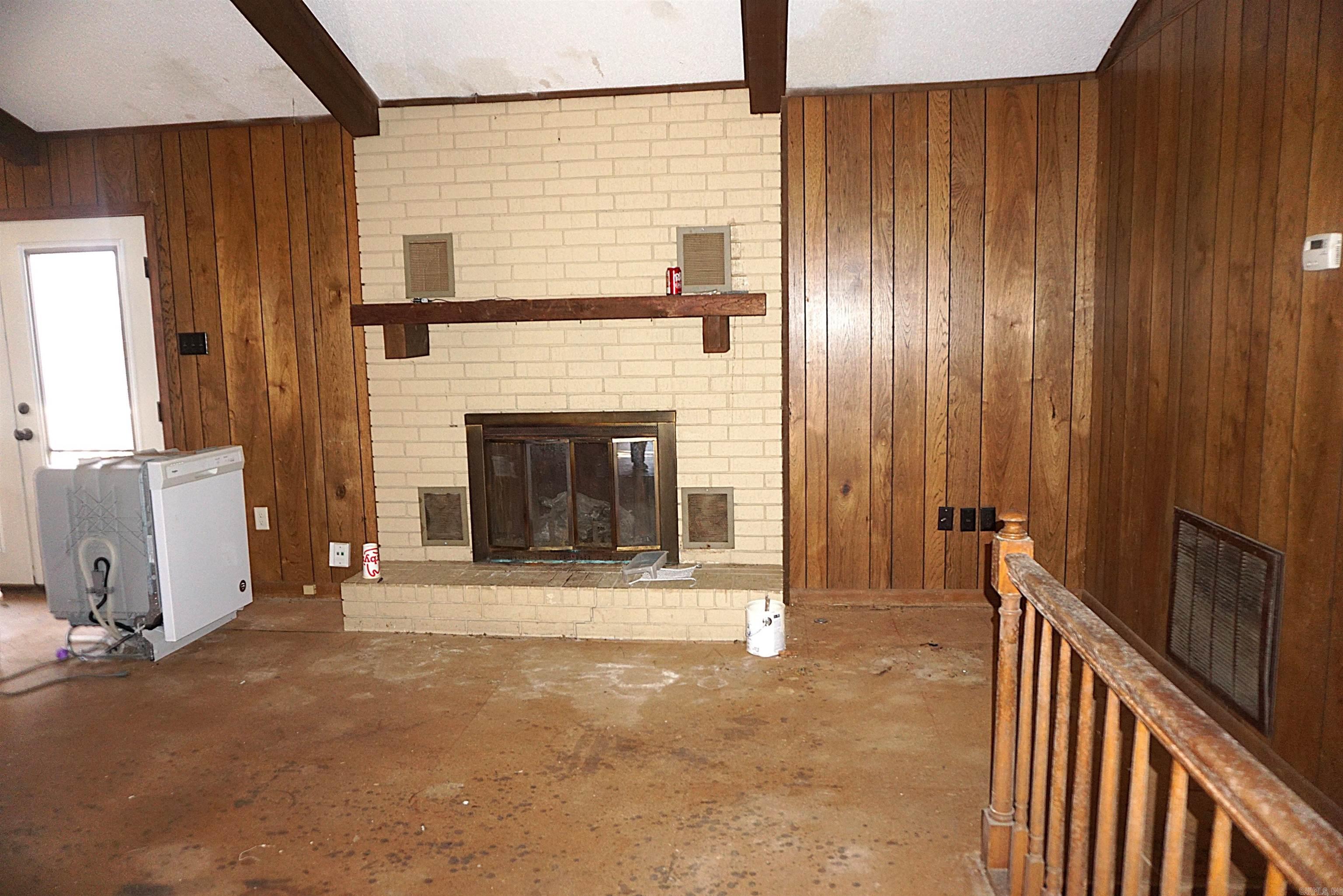 JAMES S/D - Residential