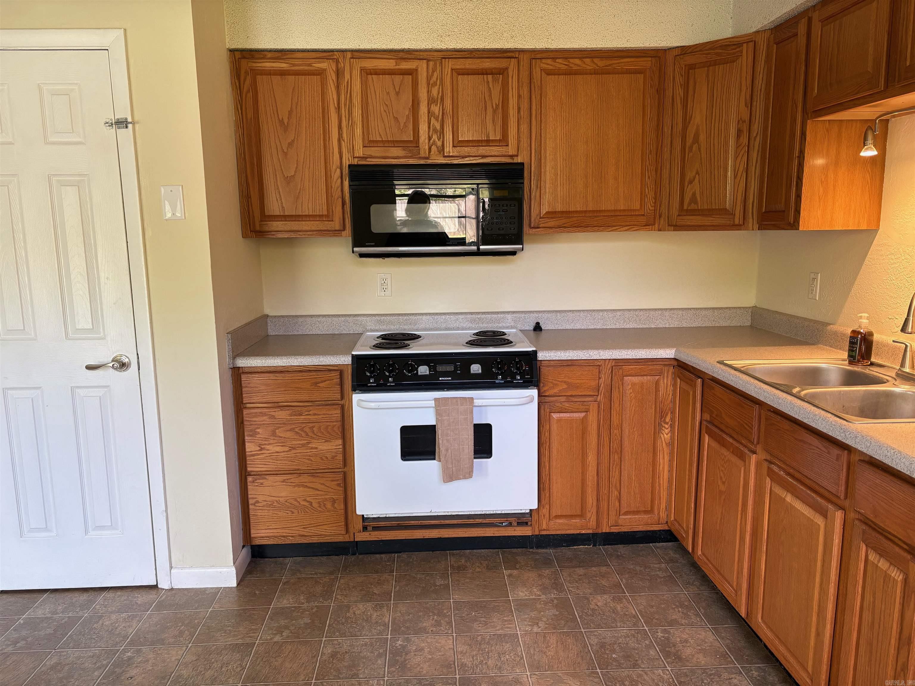 WESTWOOD GARDENS - Residential