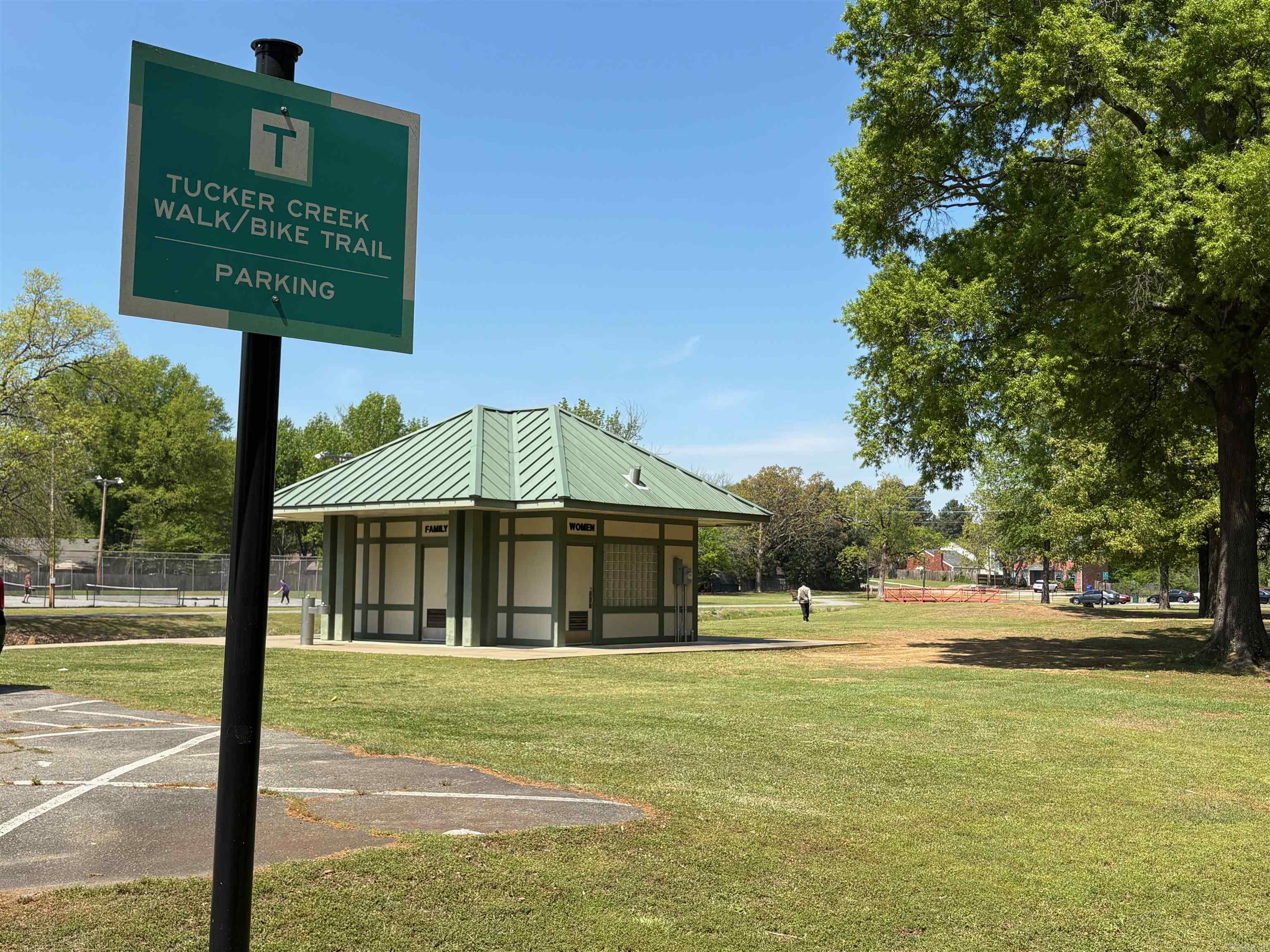 WESTWOOD GARDENS - Residential