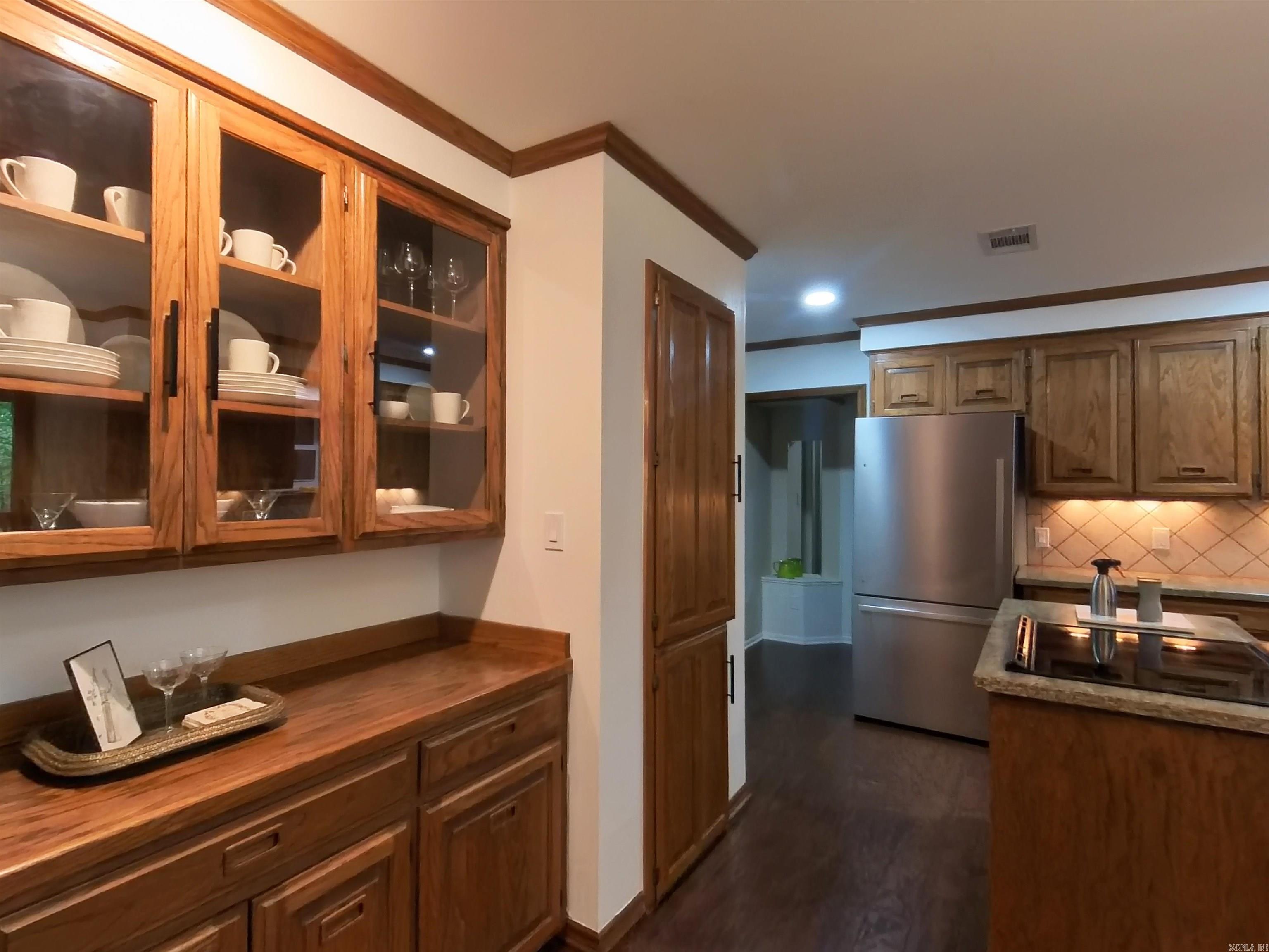 PINE CREST ESTATES - Residential