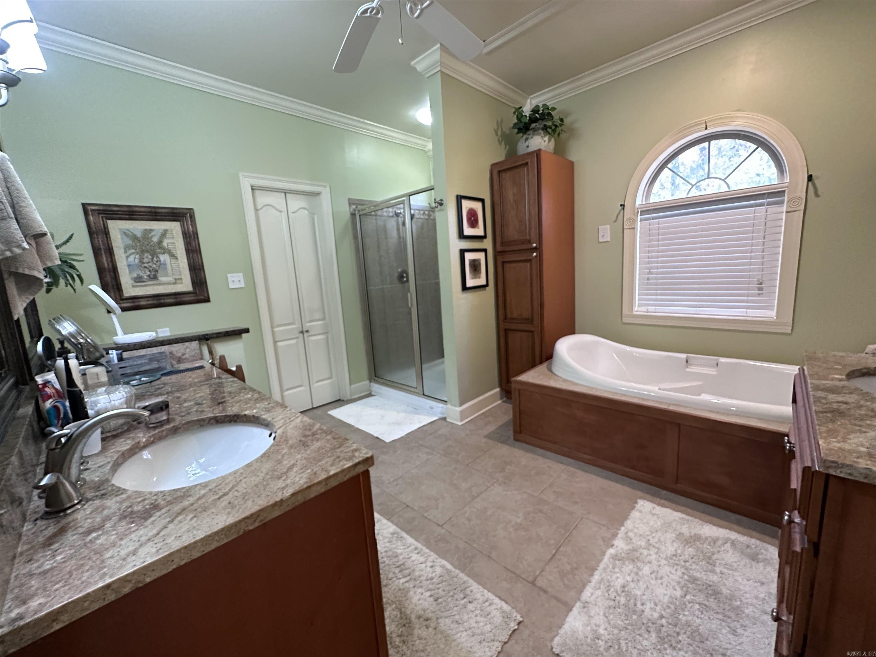 CRICKET COVE - LAKE - Residential