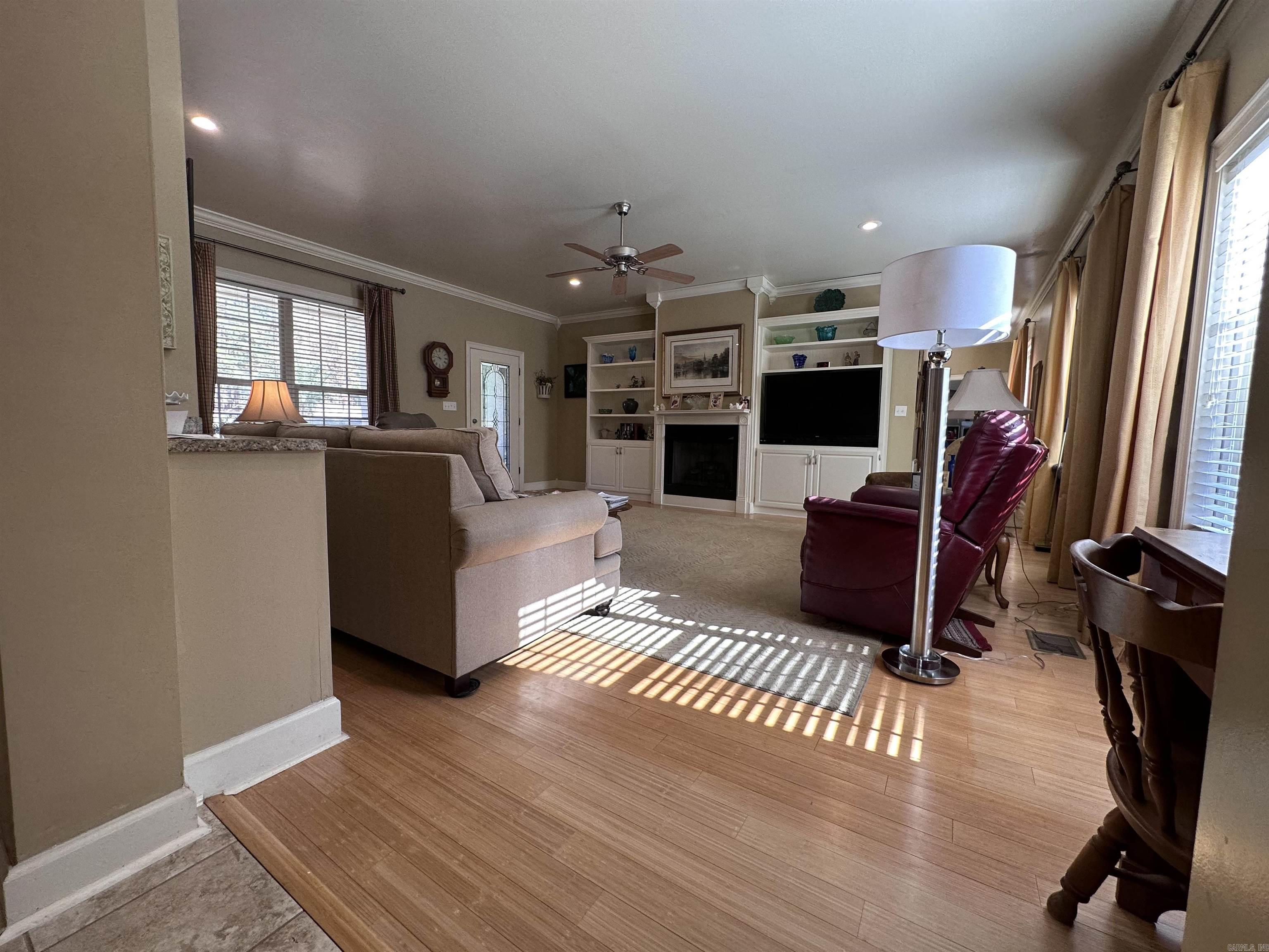 CRICKET COVE - LAKE - Residential