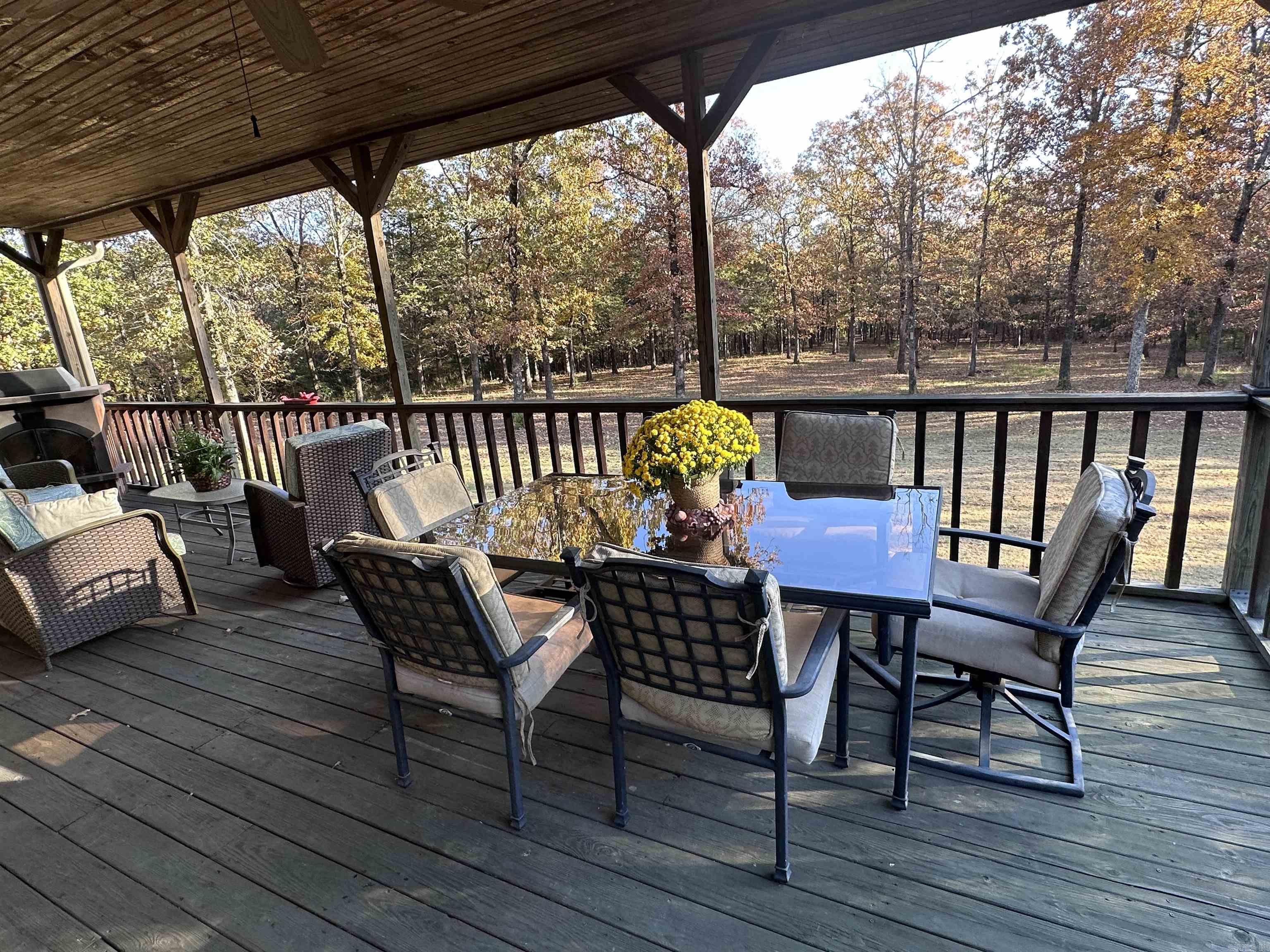 CRICKET COVE - LAKE - Residential