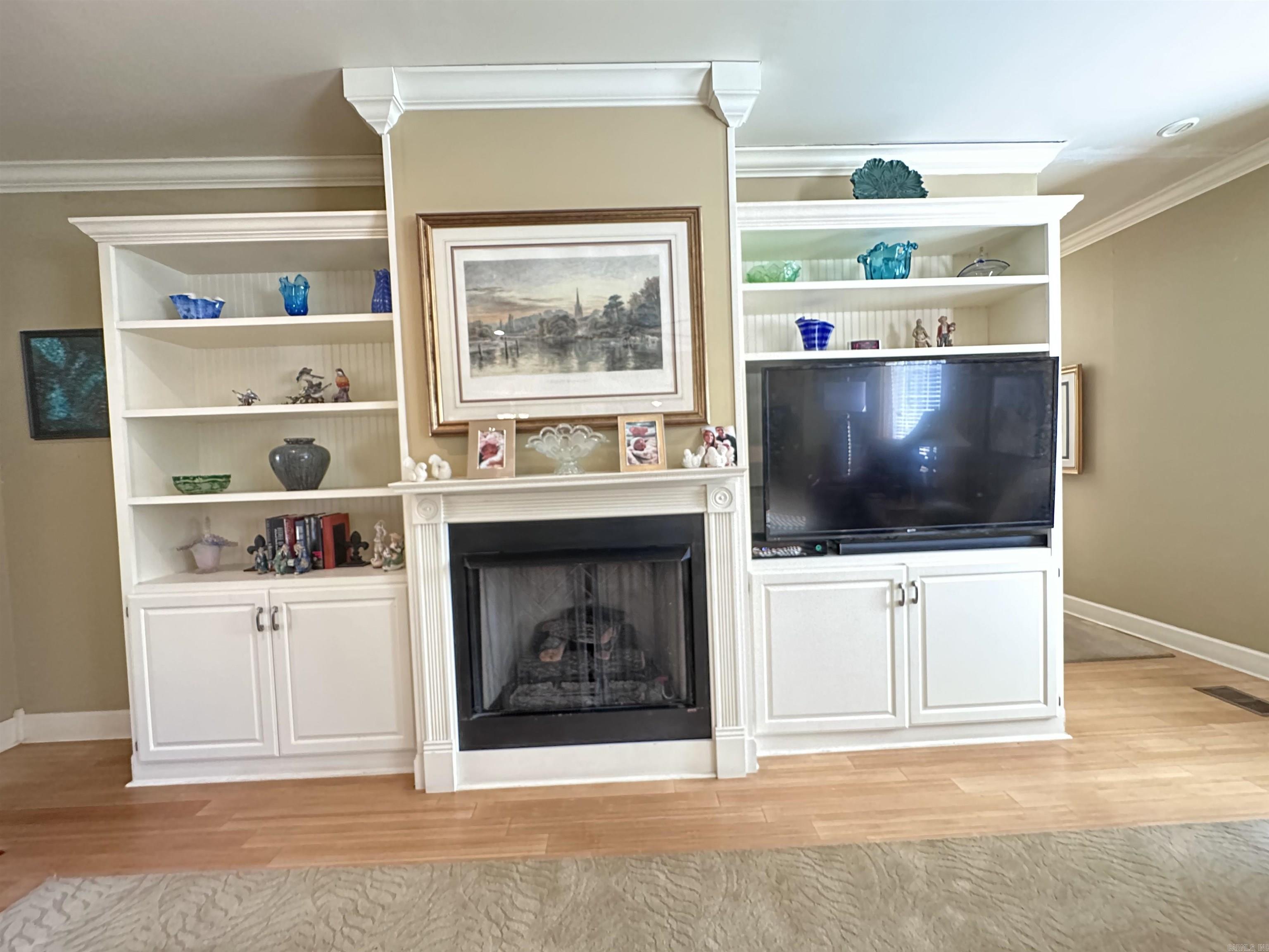 CRICKET COVE - LAKE - Residential