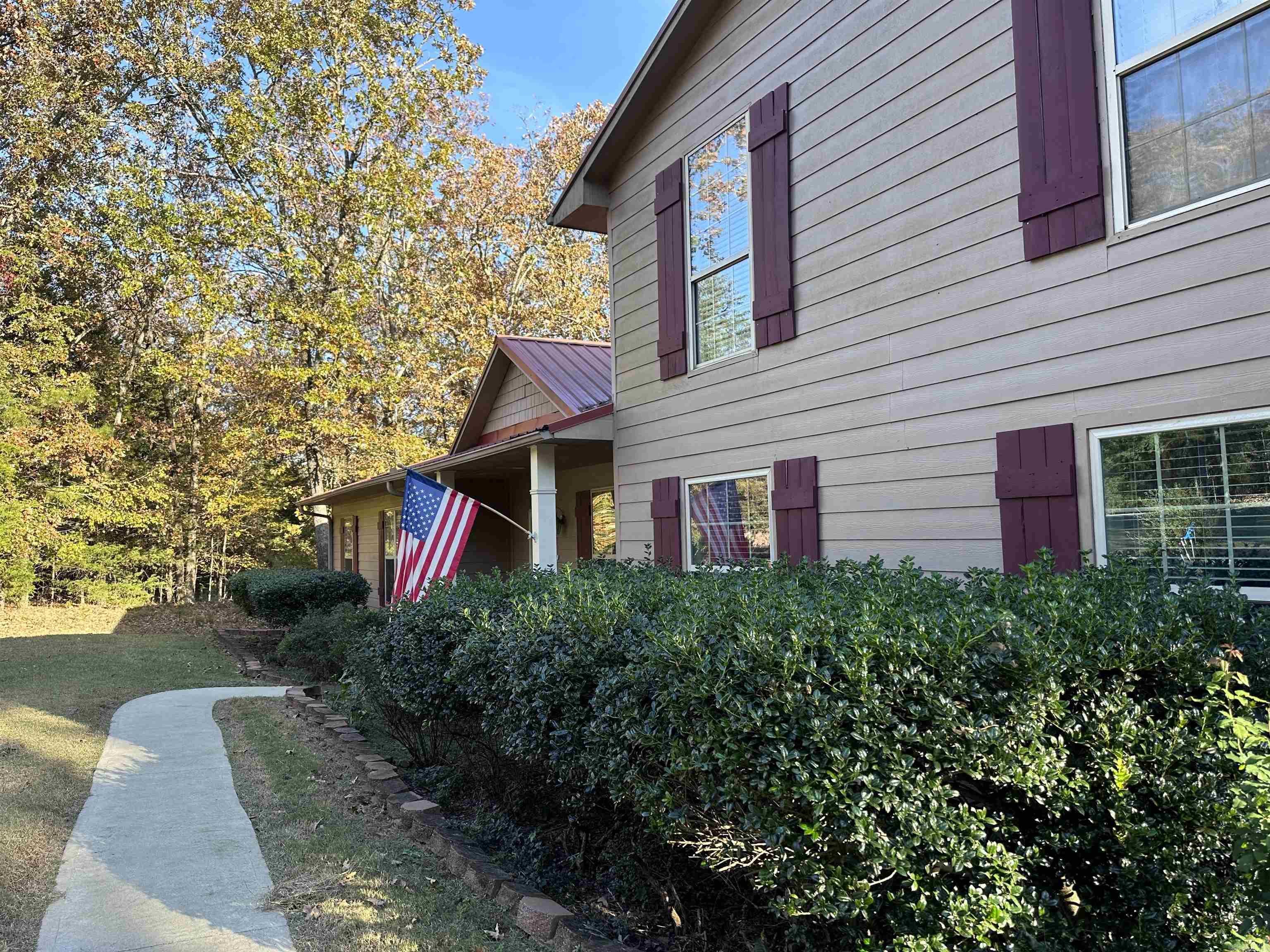 CRICKET COVE - LAKE - Residential