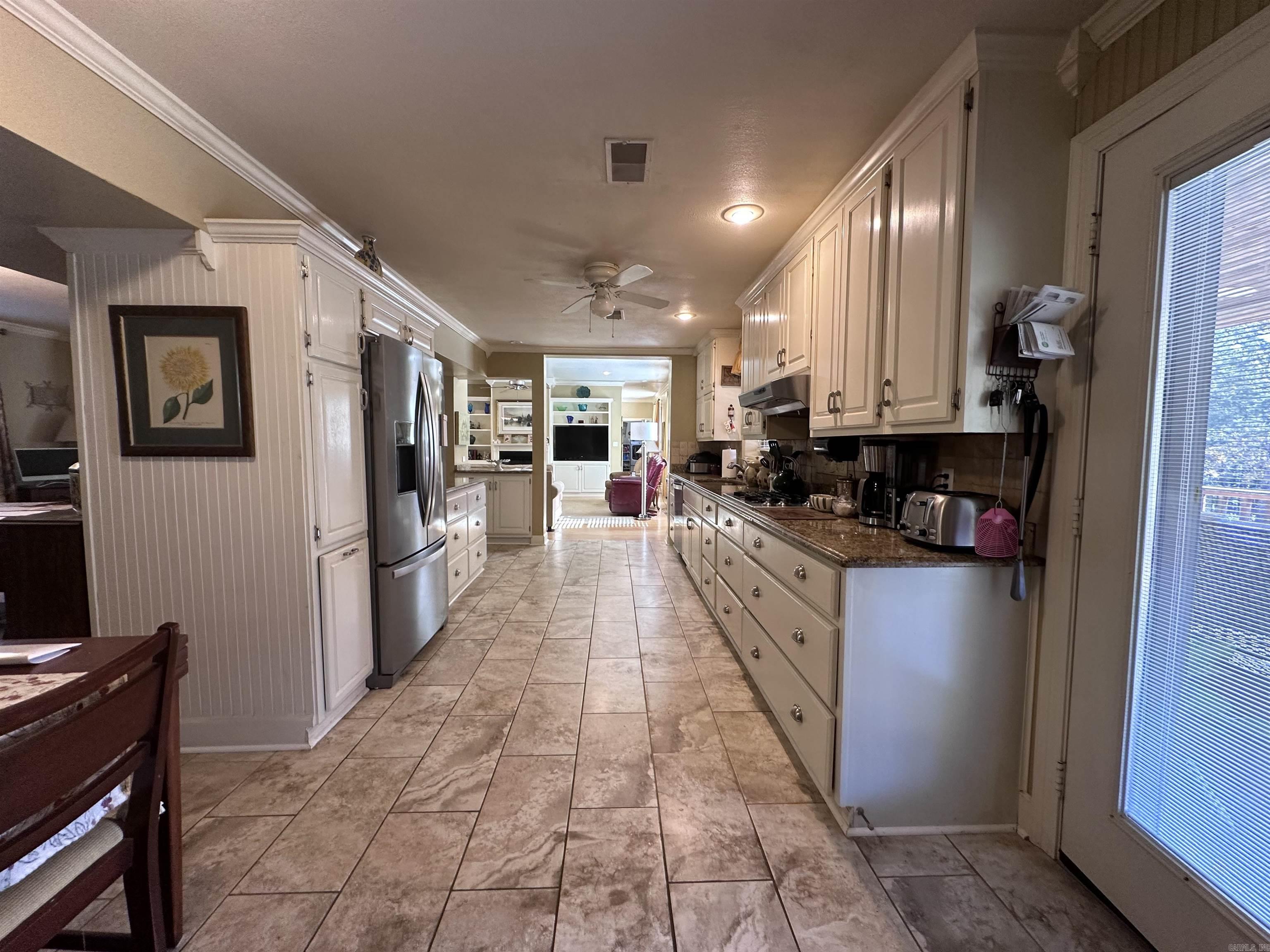 CRICKET COVE - LAKE - Residential