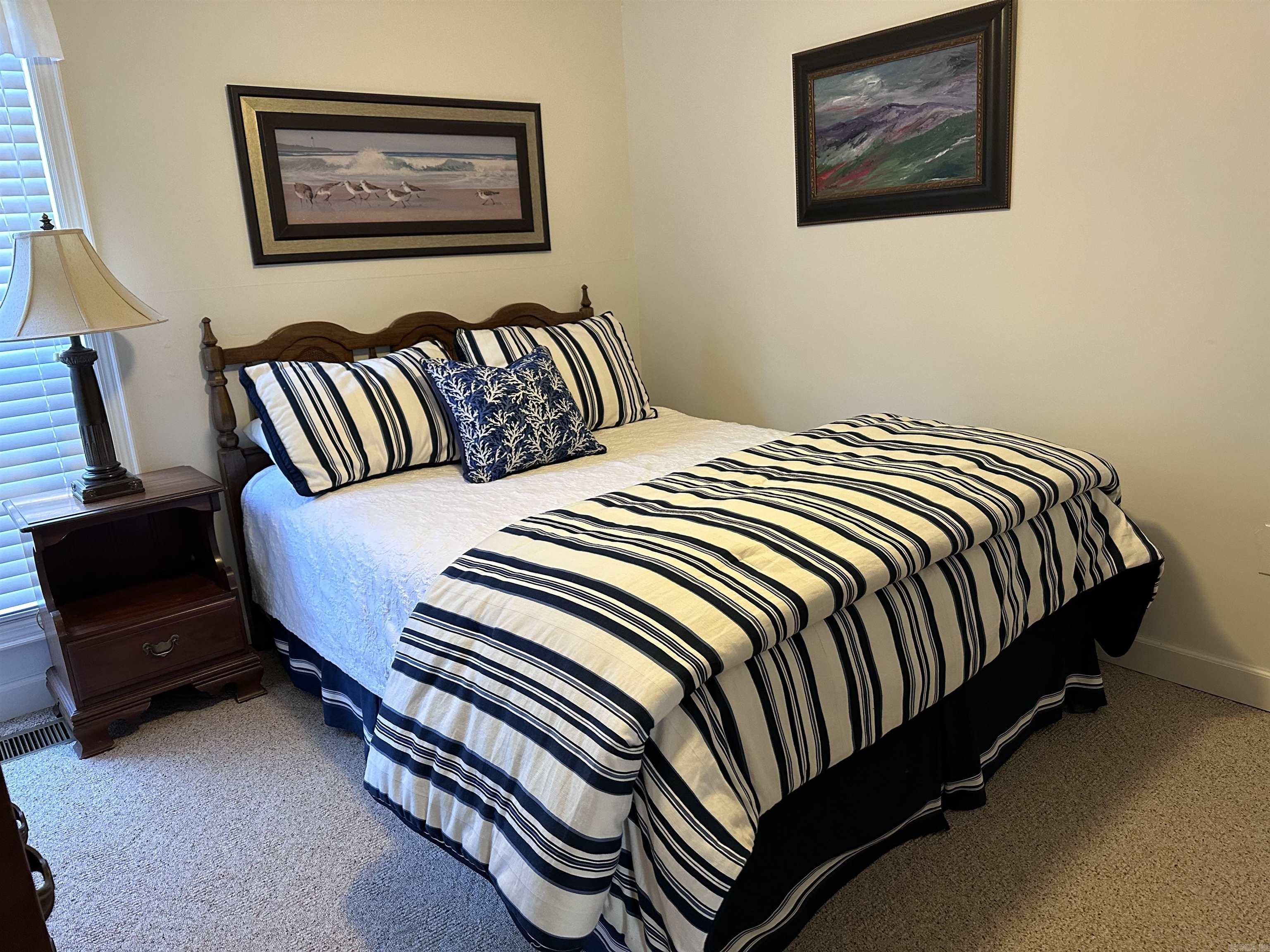 CRICKET COVE - LAKE - Residential