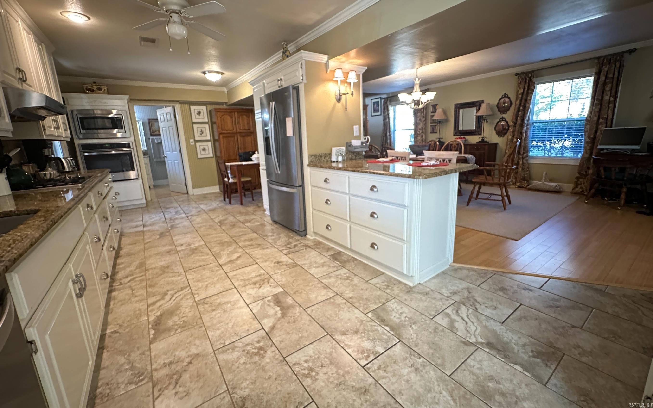 CRICKET COVE - LAKE - Residential