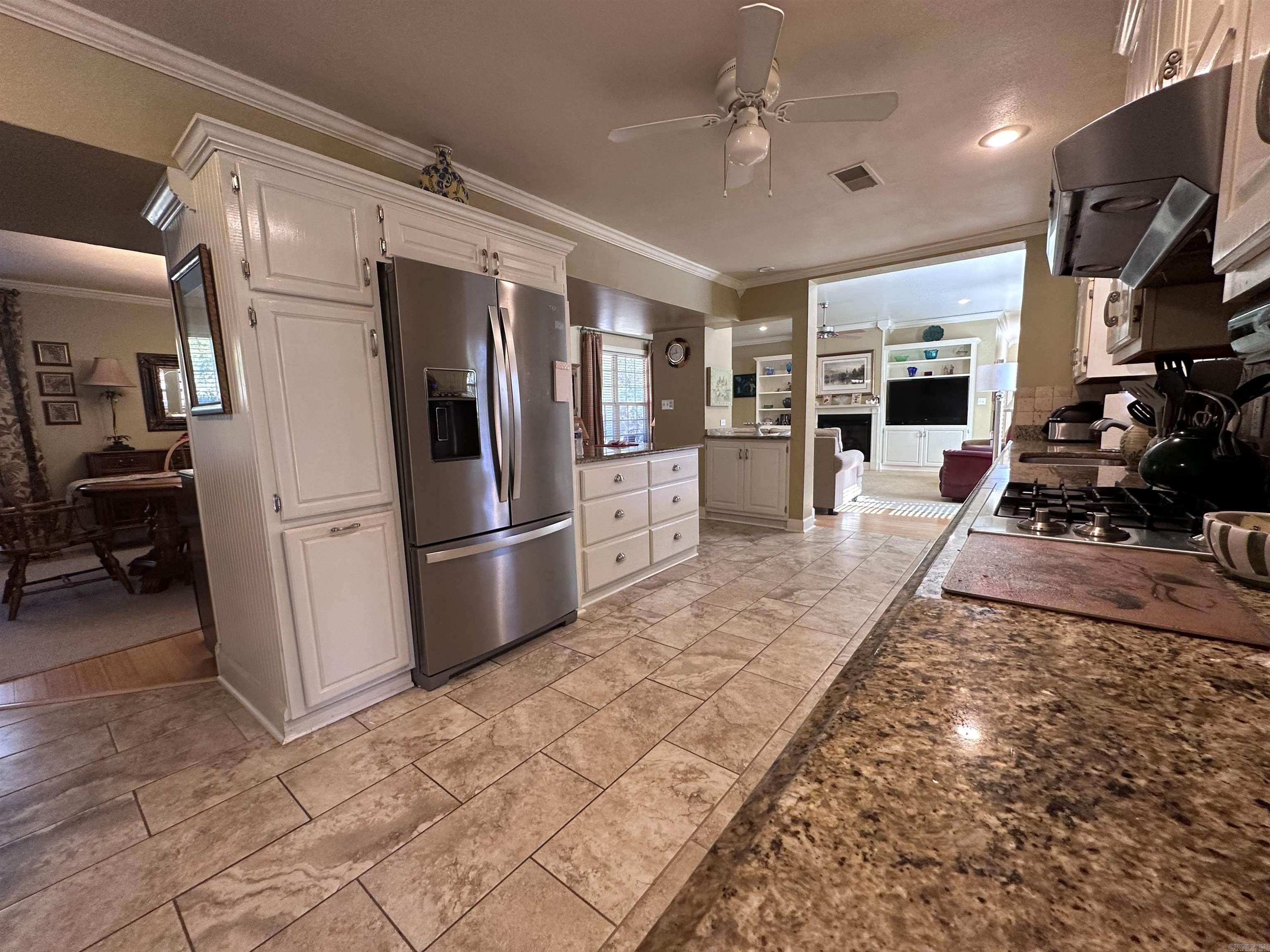 CRICKET COVE - LAKE - Residential