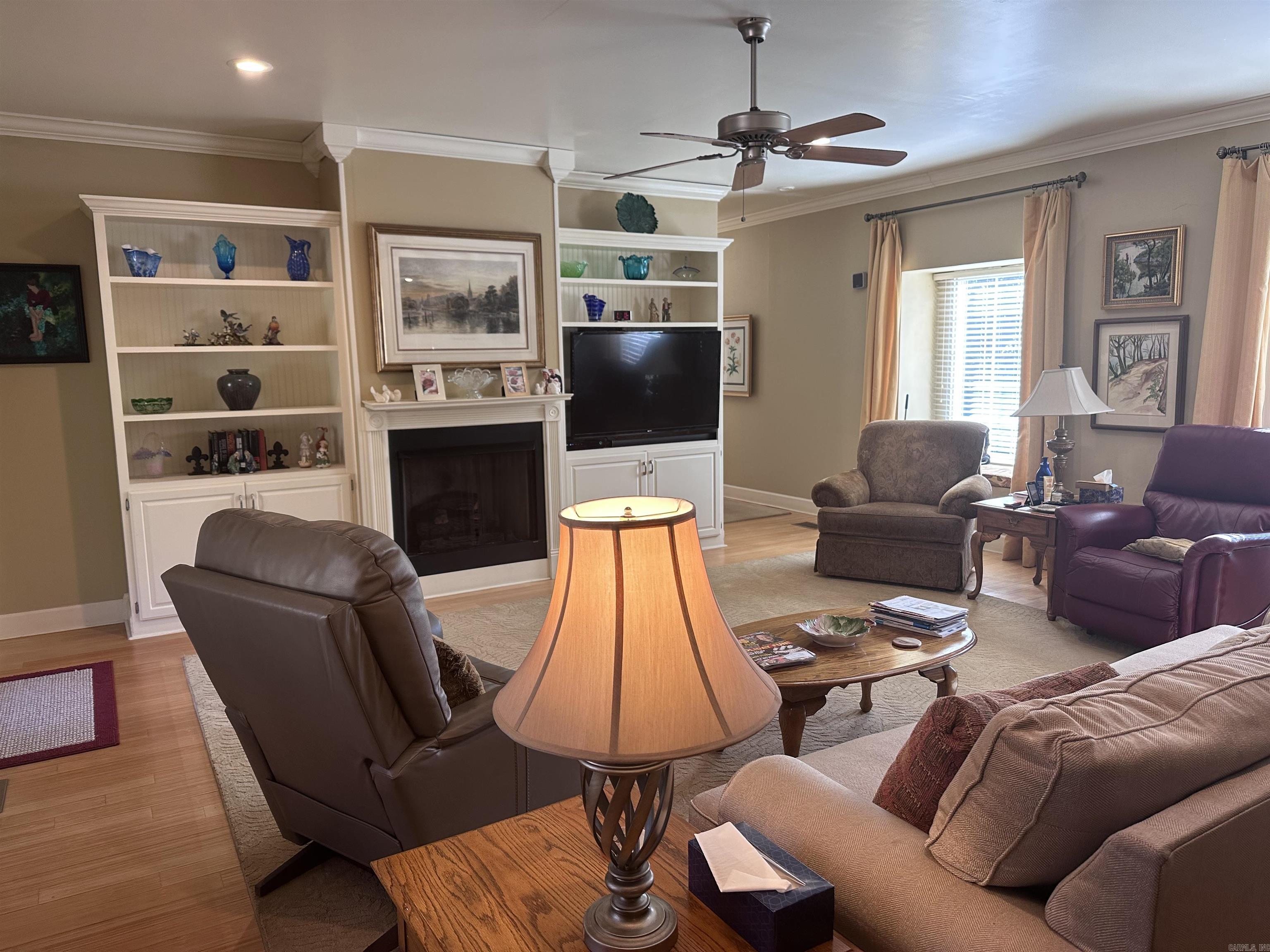 CRICKET COVE - LAKE - Residential