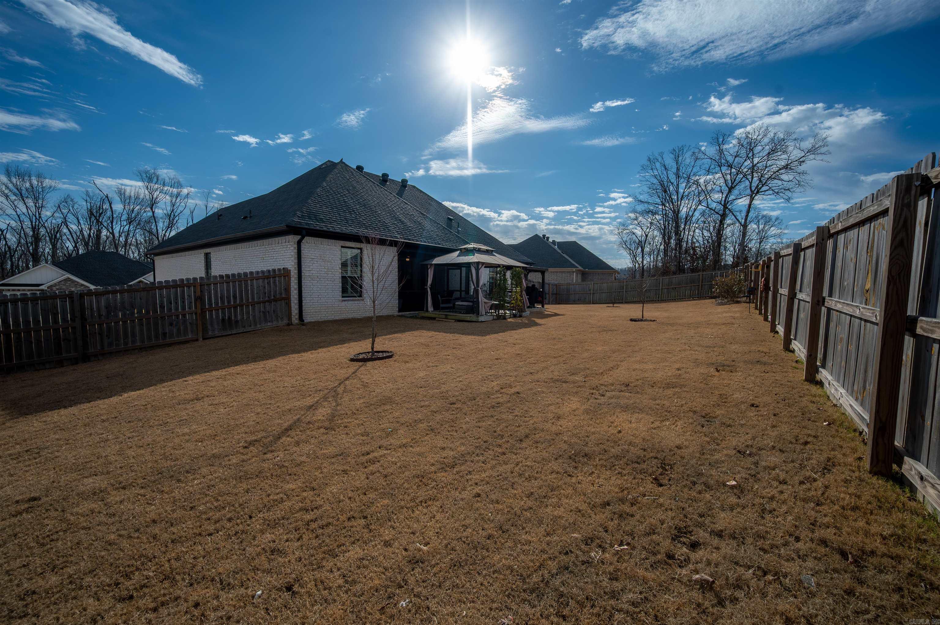 MILLERS GLENN - Residential