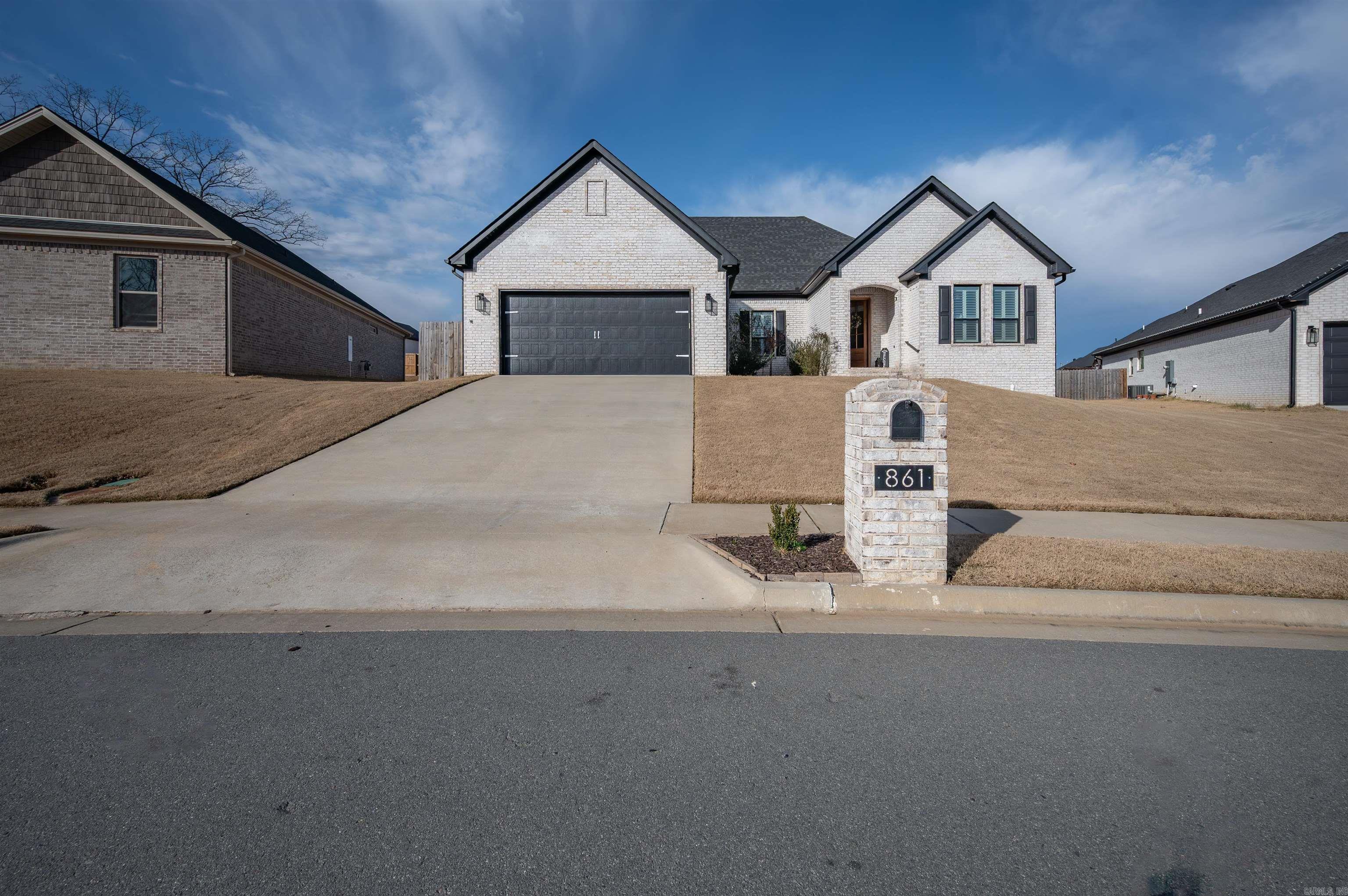 MILLERS GLENN - Residential