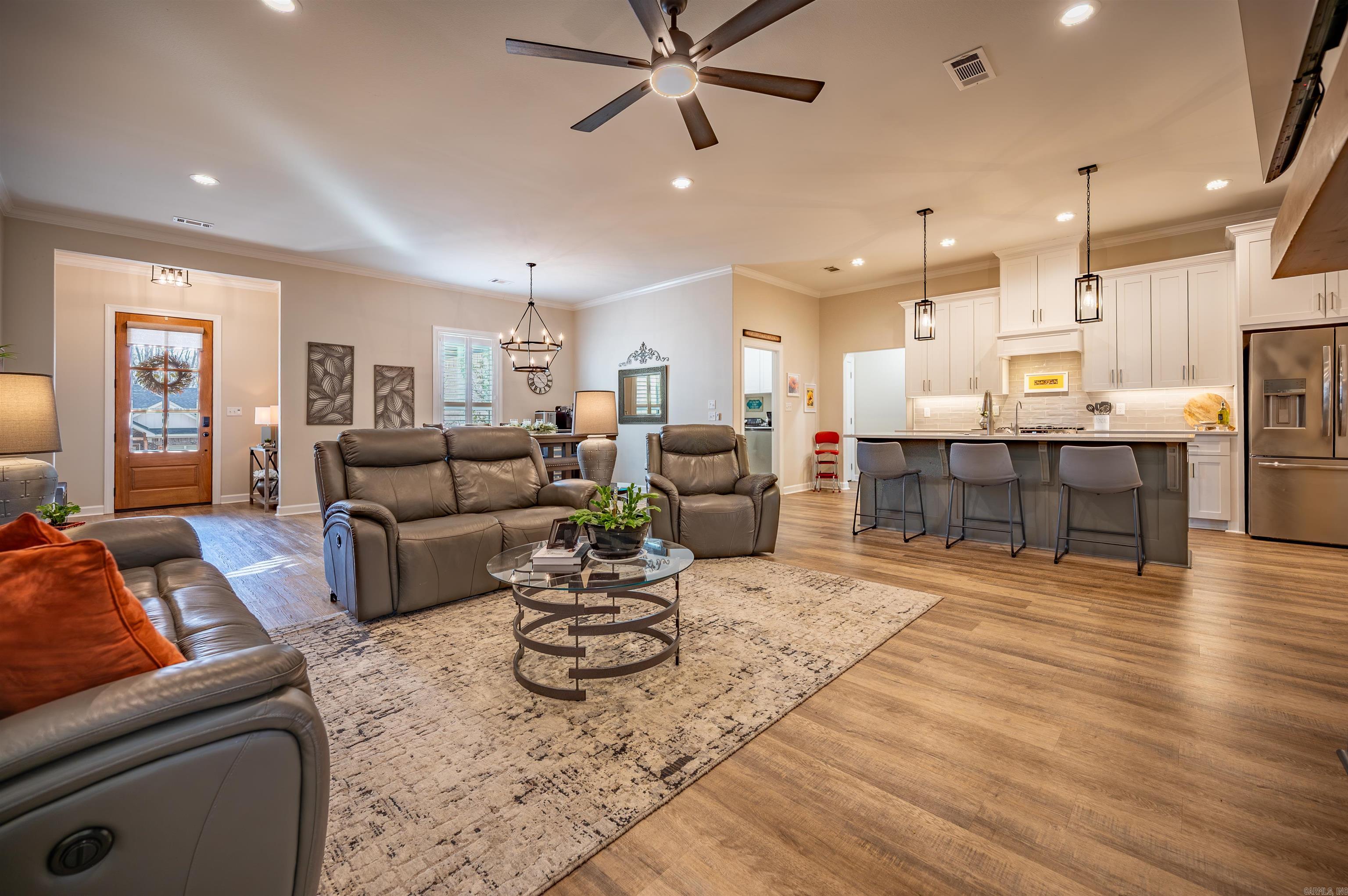 MILLERS GLENN - Residential