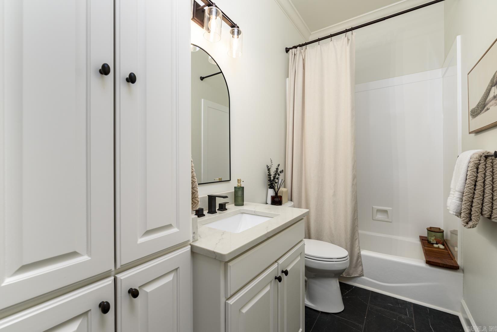 CHENAL VALLEY THE OAKS - Residential