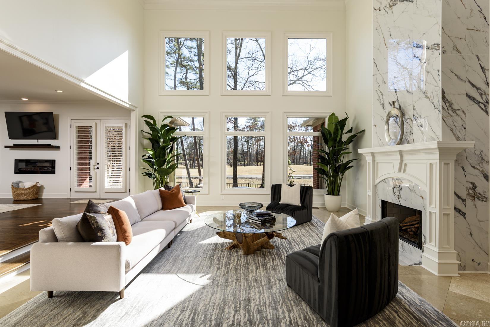 CHENAL VALLEY THE OAKS - Residential