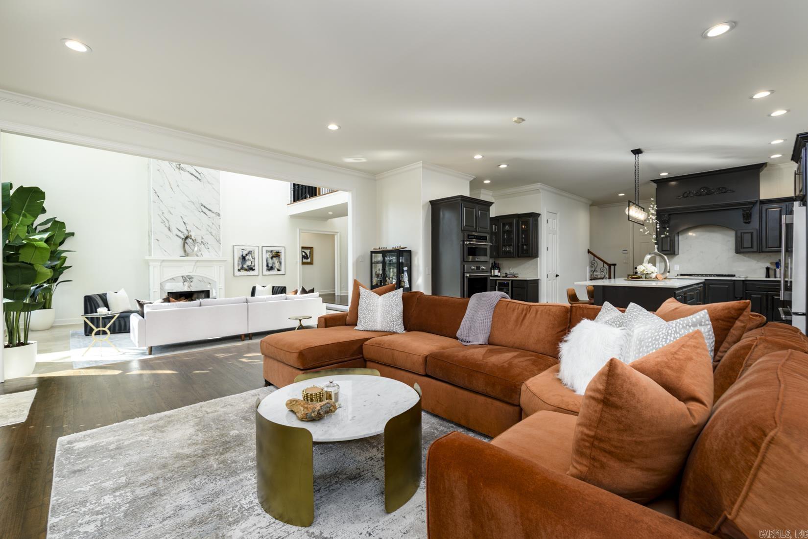 CHENAL VALLEY THE OAKS - Residential