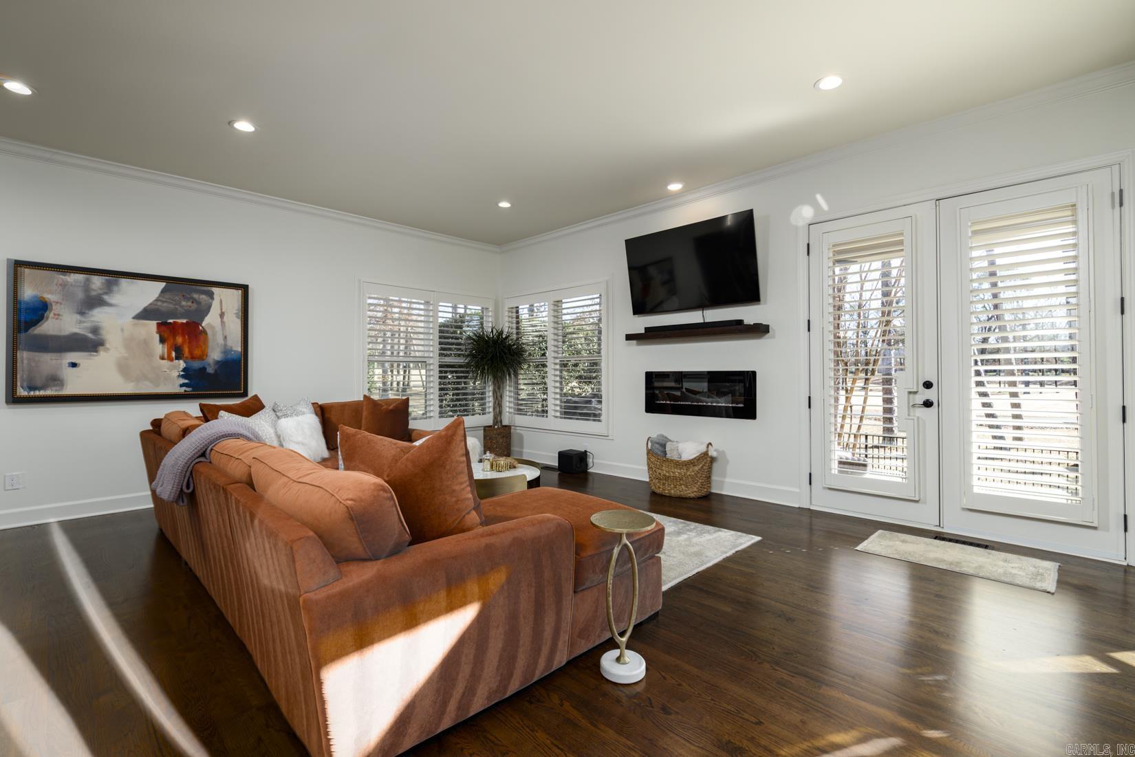 CHENAL VALLEY THE OAKS - Residential