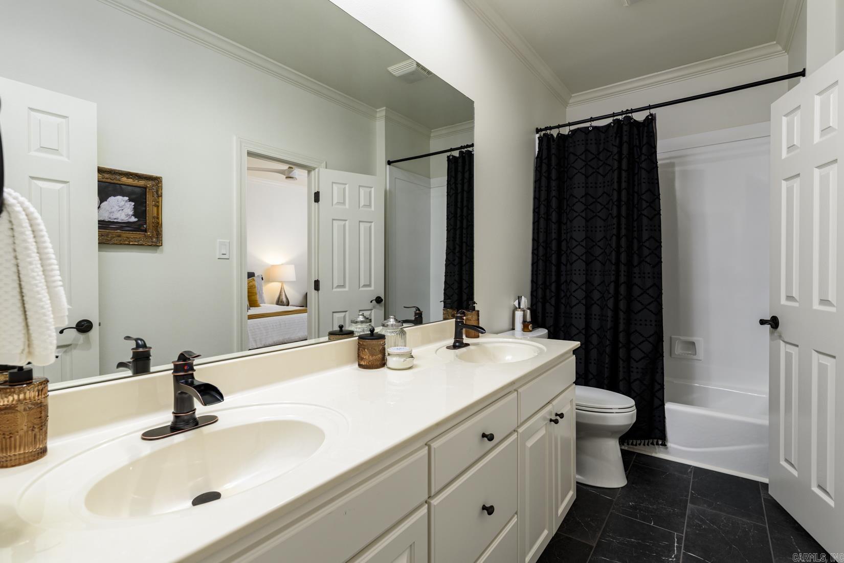 CHENAL VALLEY THE OAKS - Residential