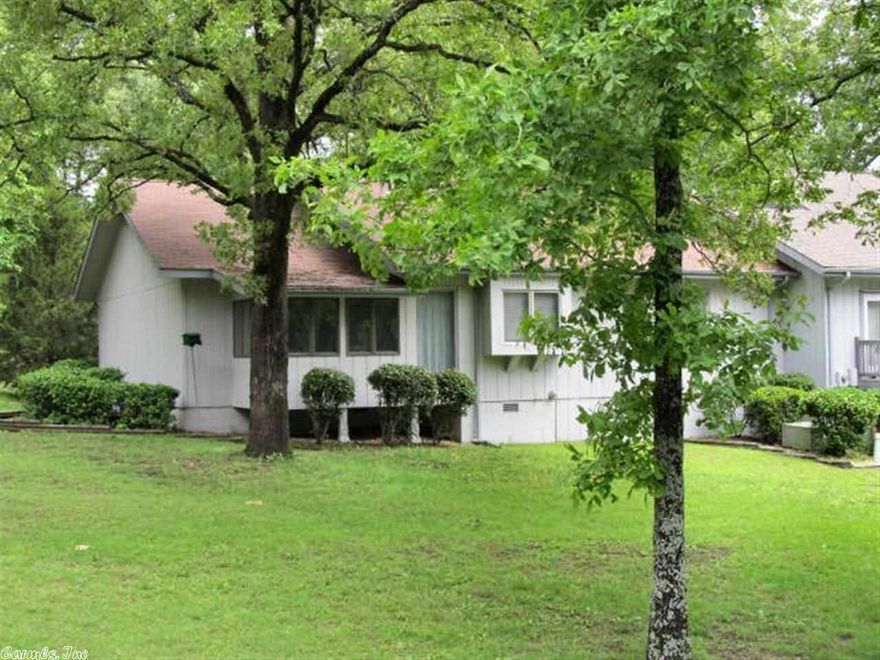 One-level, end-unit townhouse with +/- 1147 sq.ft., two large bedrooms, two baths, sunroom, vaulted ceilings and much more!  Currently on the Nightly Rental Program or move right in!  Priced to sell!