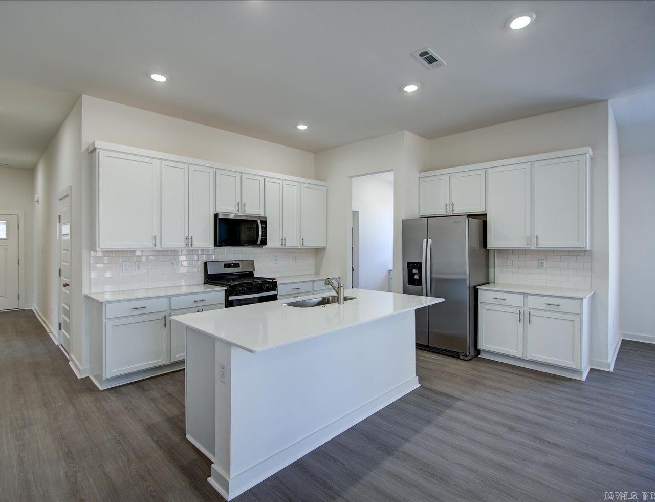 THE RESERVE AT COUNTRY CLUB PHAS - Residential