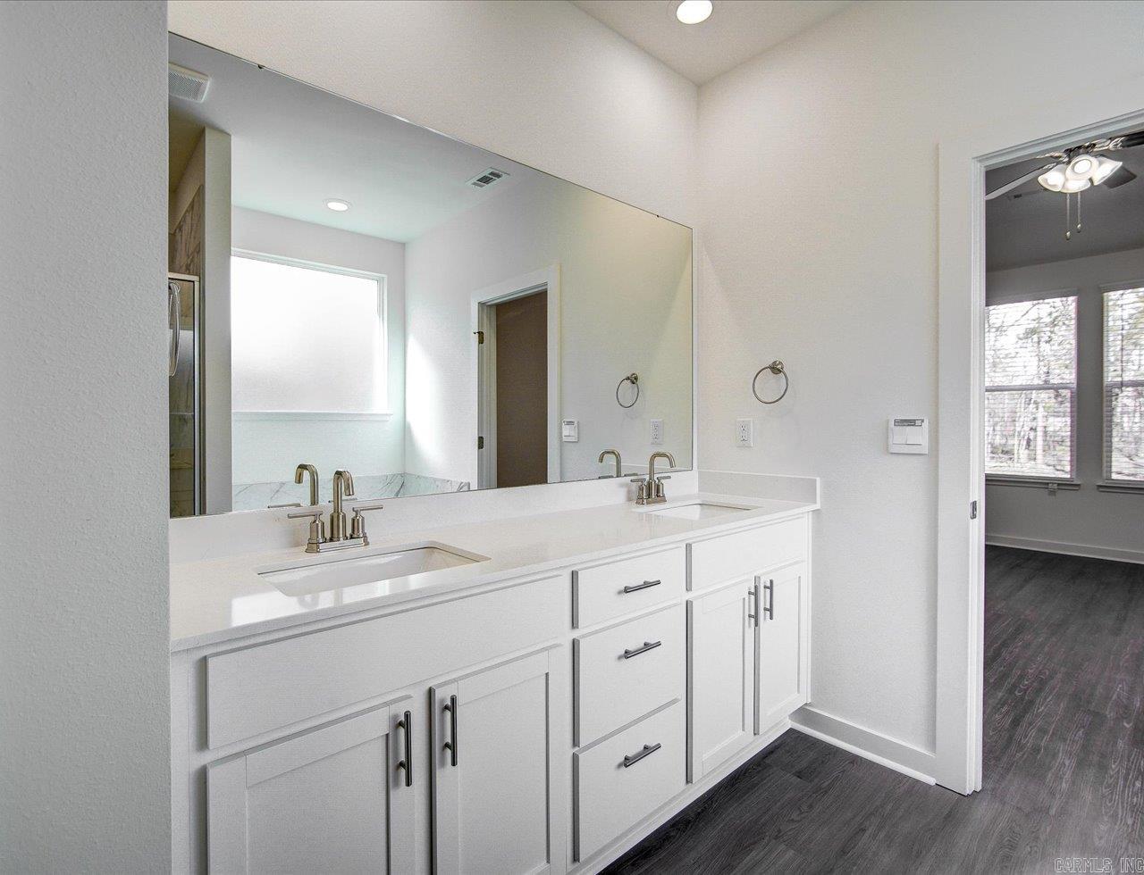 THE RESERVE AT COUNTRY CLUB PHAS - Residential