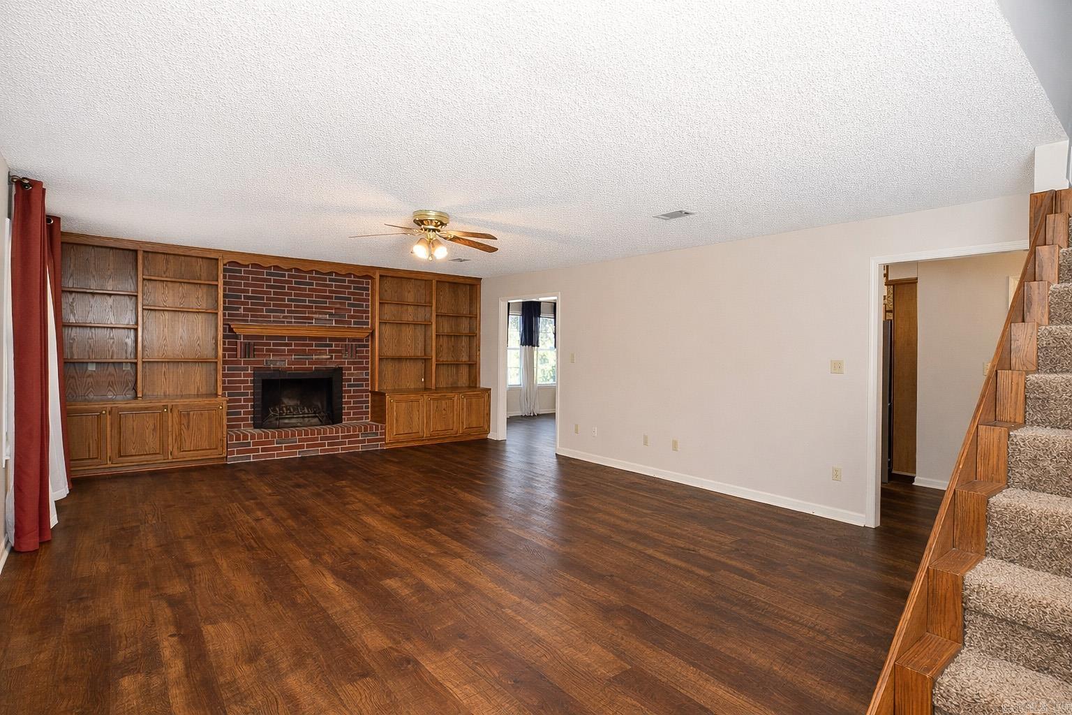 Regal Oaks Phase I - Residential