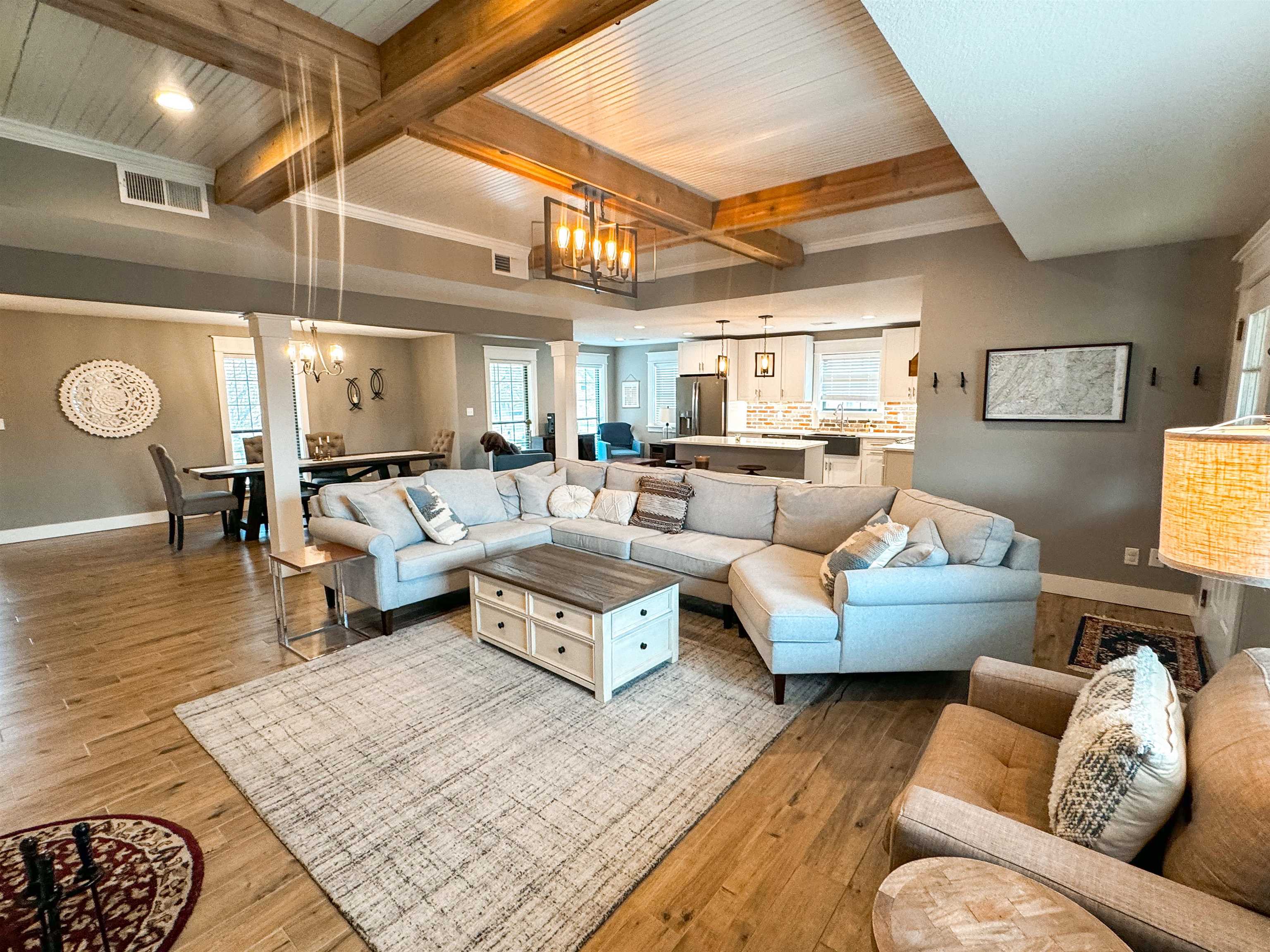 River Oaks Estates - Residential