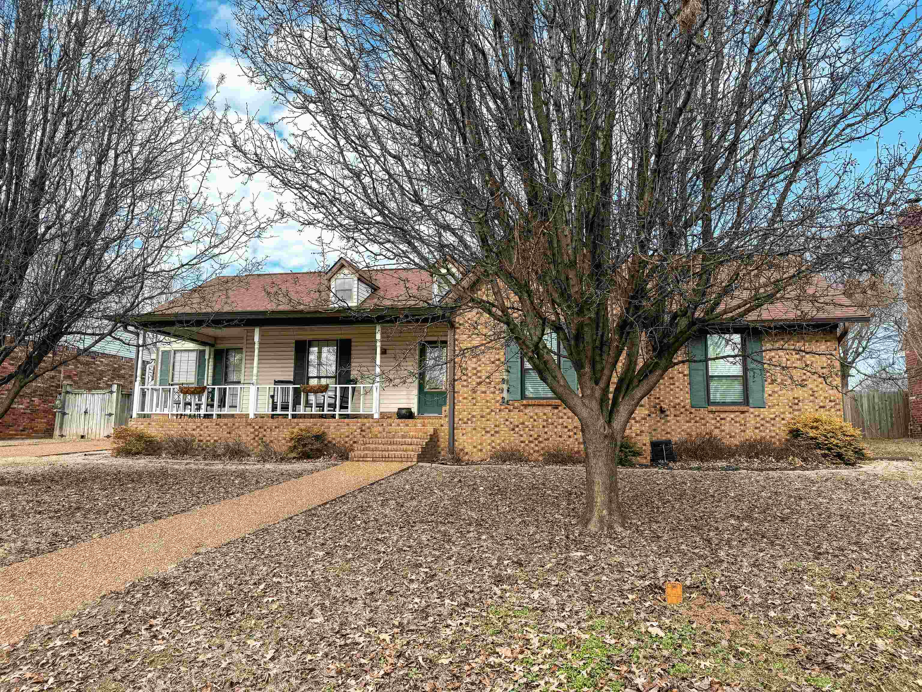 River Oaks Estates - Residential