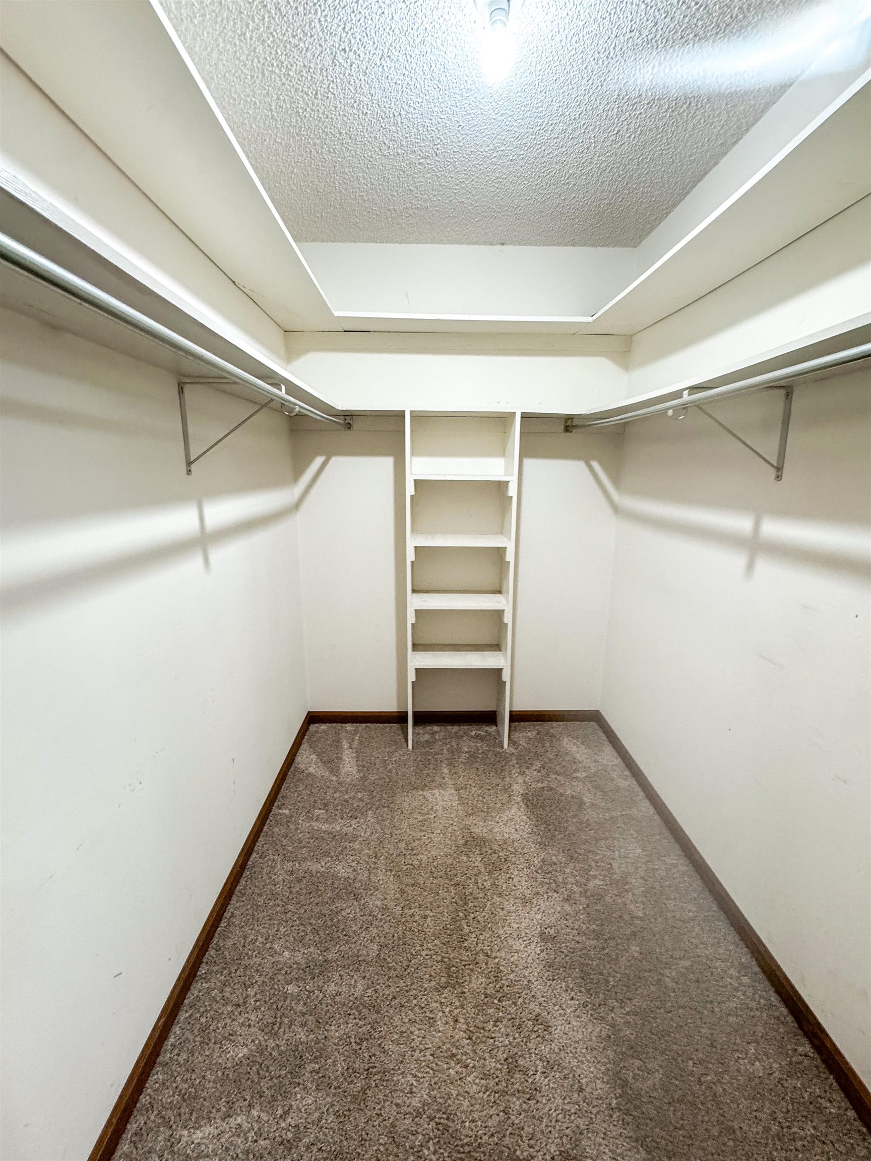 River Oaks Estates - Residential