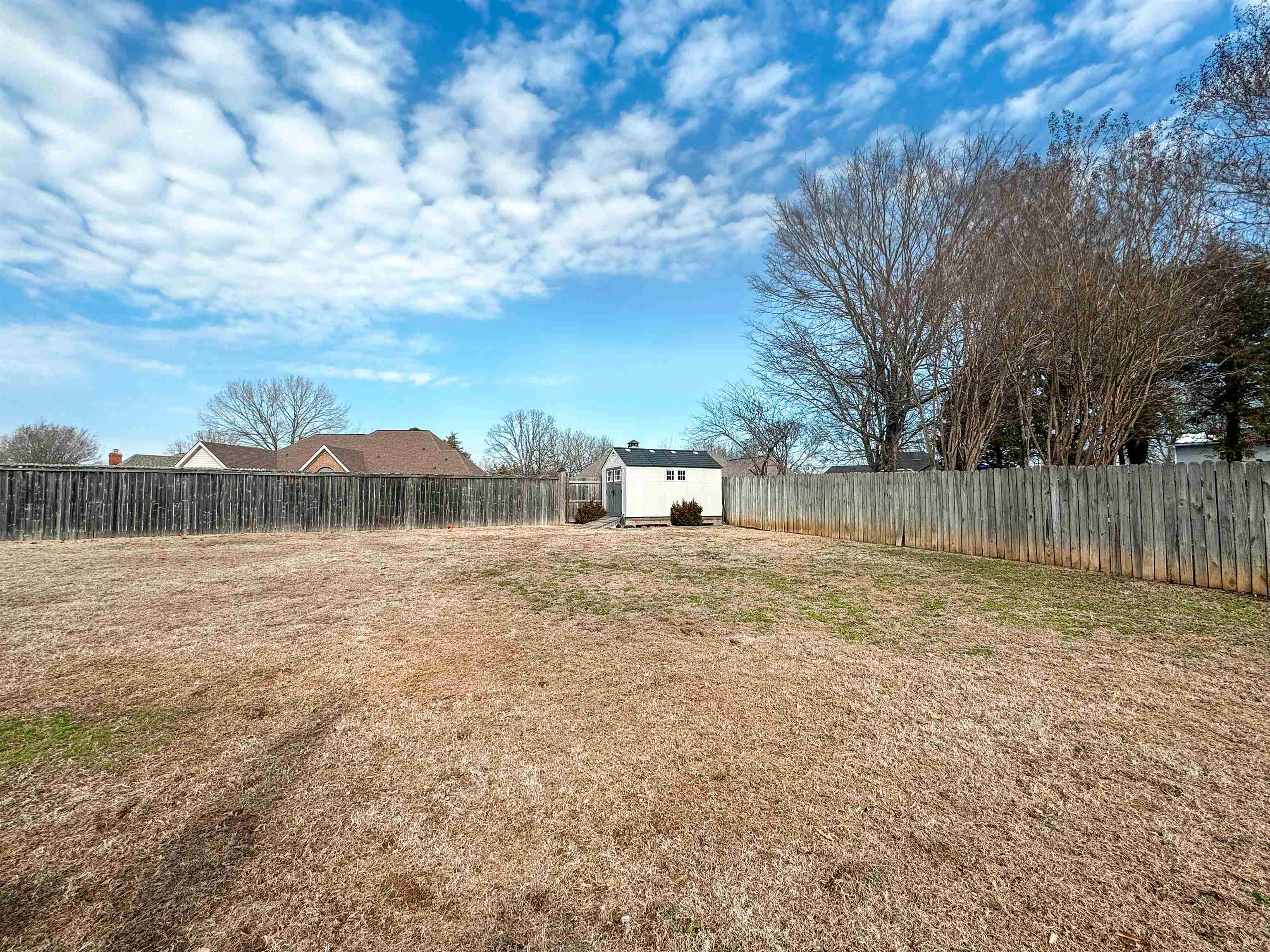 River Oaks Estates - Residential