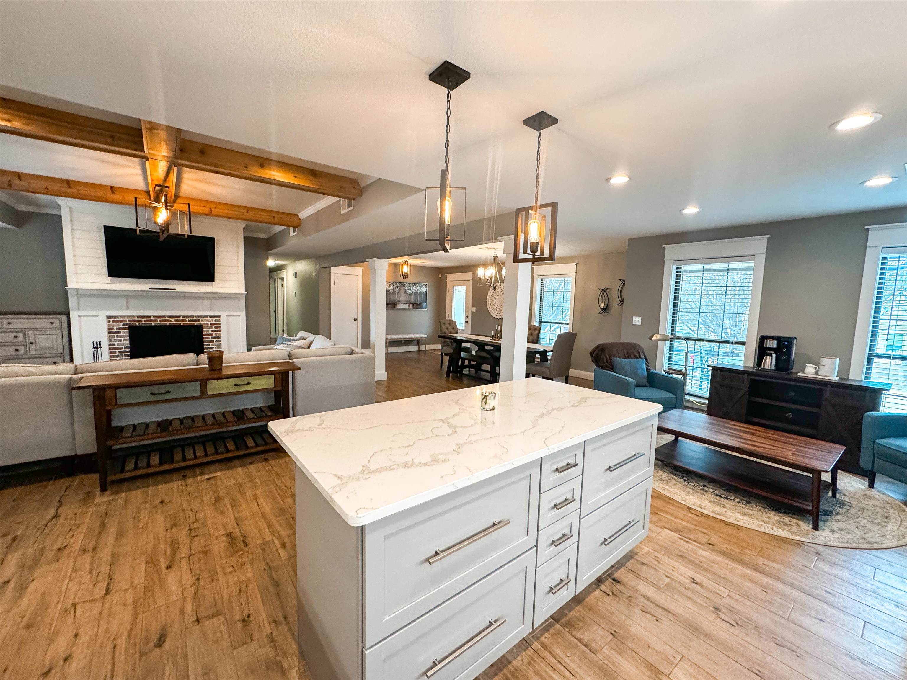 River Oaks Estates - Residential