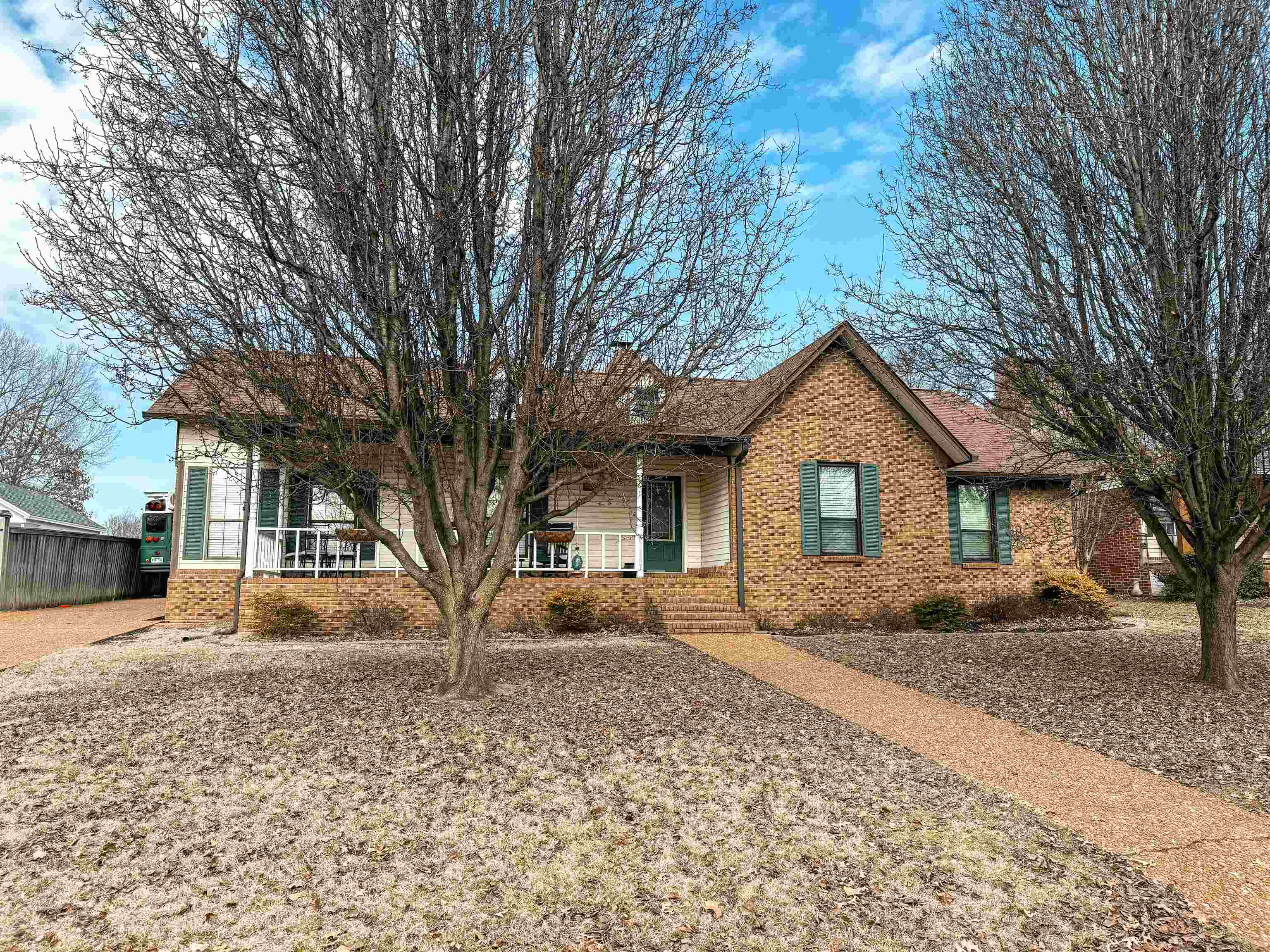 River Oaks Estates - Residential