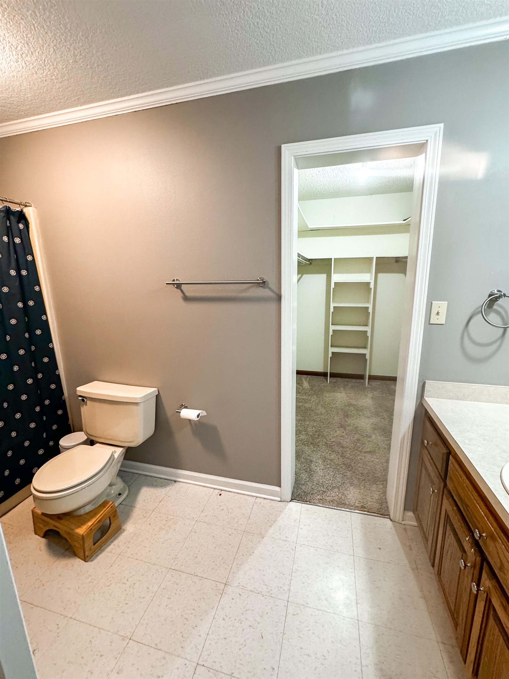 River Oaks Estates - Residential