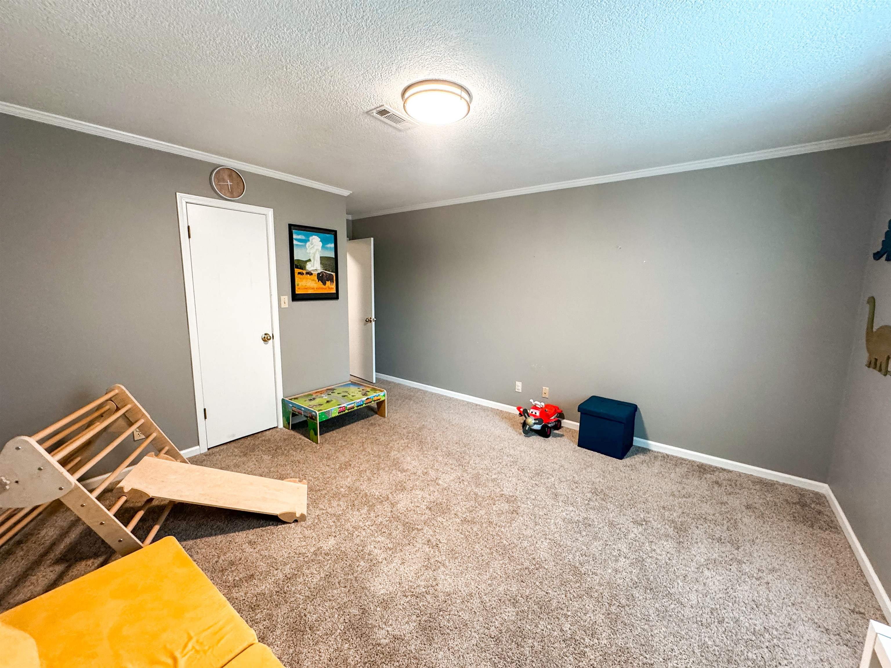 River Oaks Estates - Residential