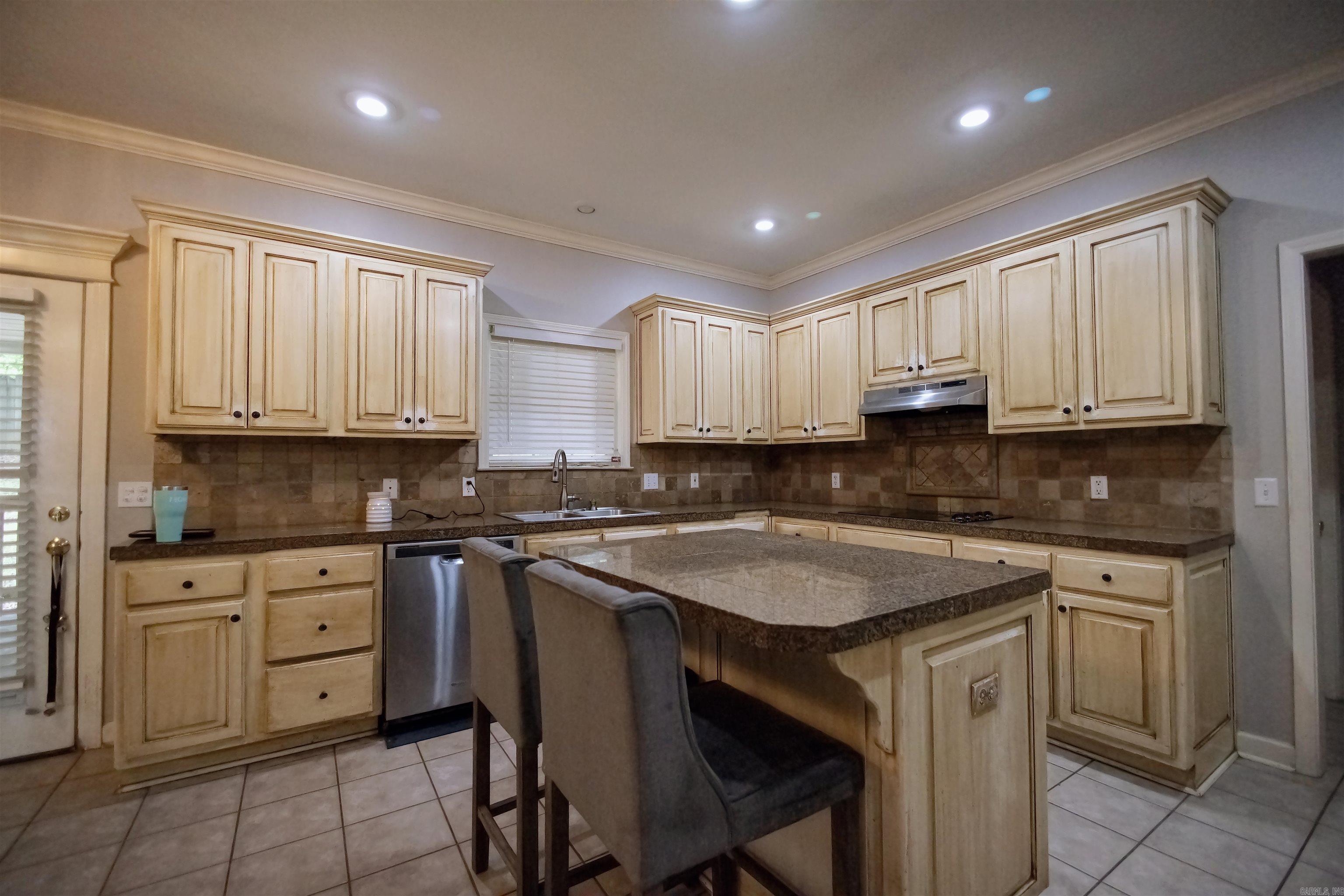 CHENAL VALLEY ABERDEEN - Residential