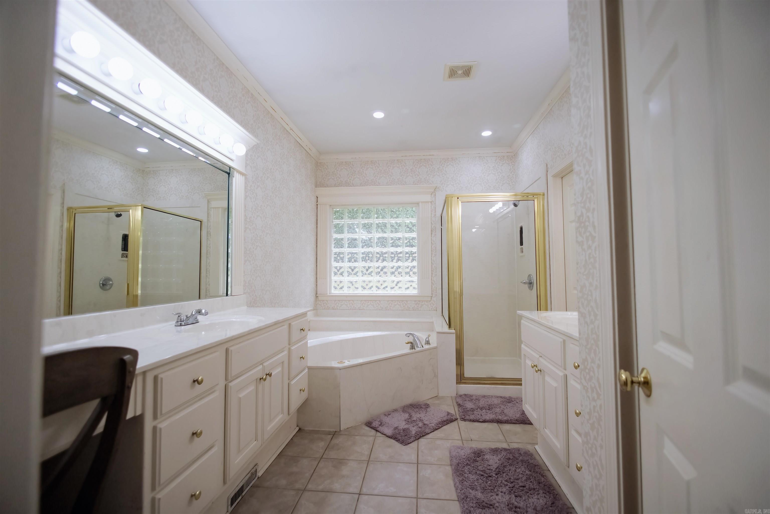 CHENAL VALLEY ABERDEEN - Residential