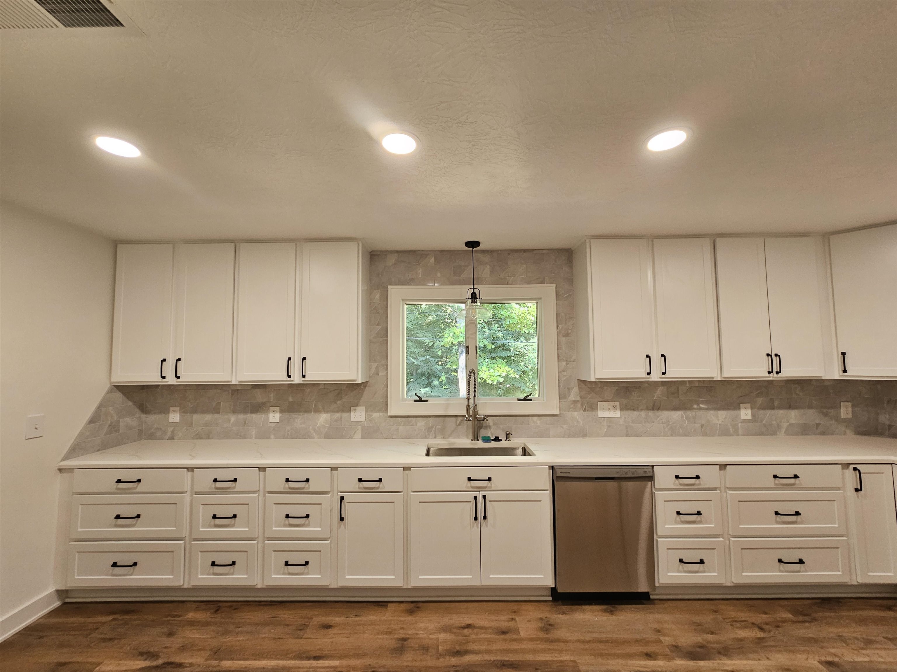 CROWN ADDITION - Residential