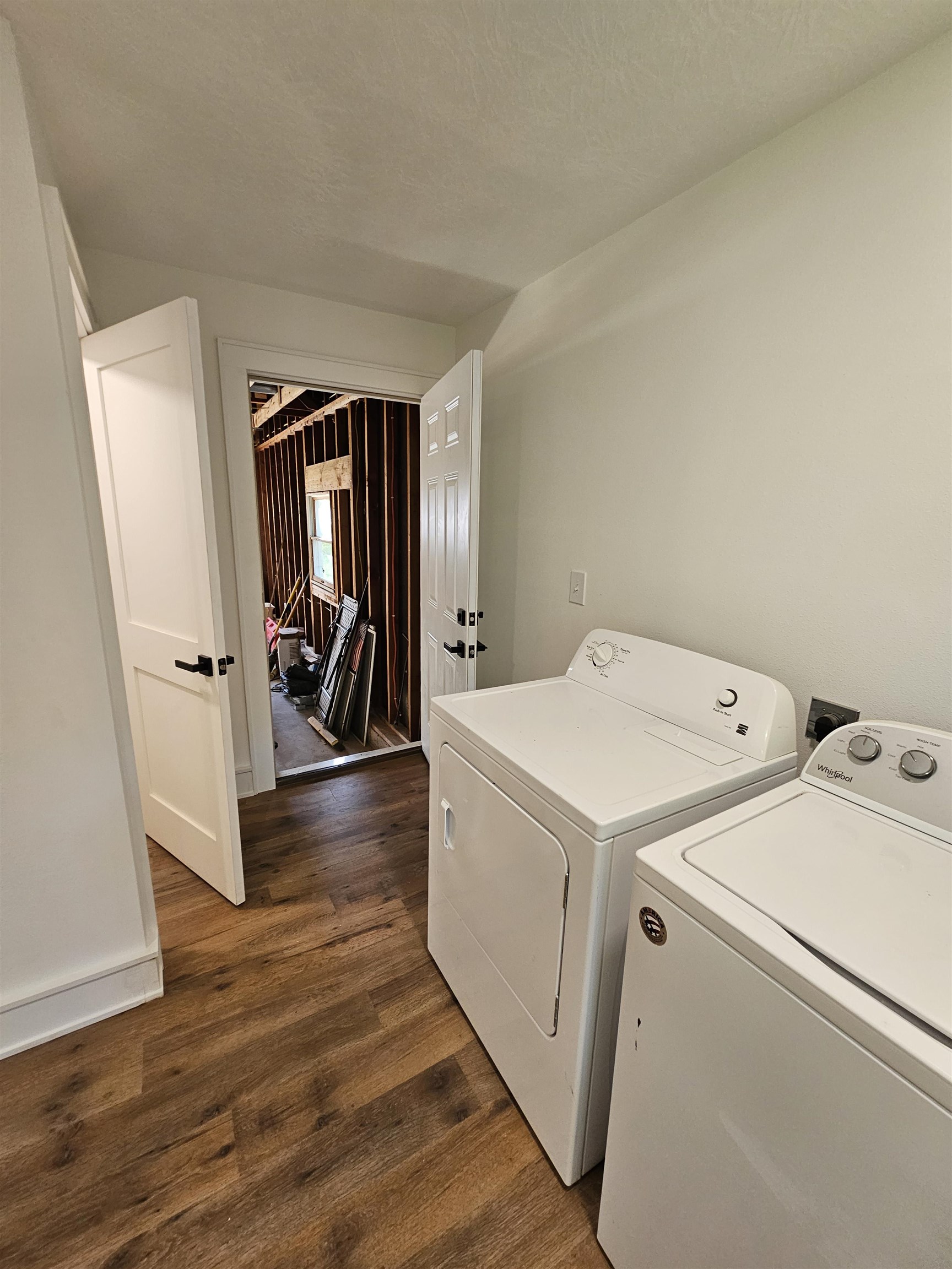 CROWN ADDITION - Residential