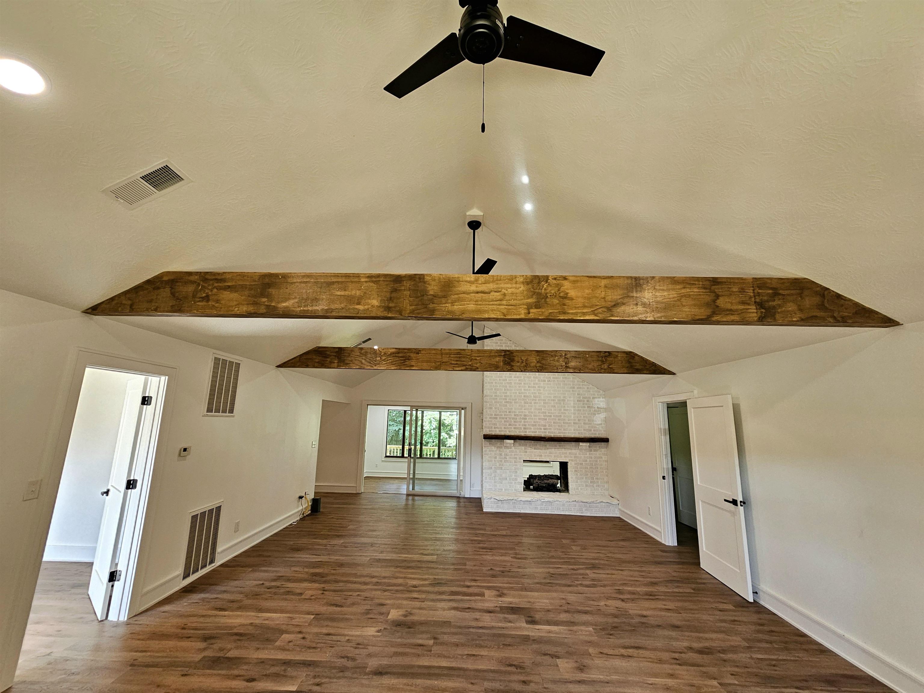 CROWN ADDITION - Residential