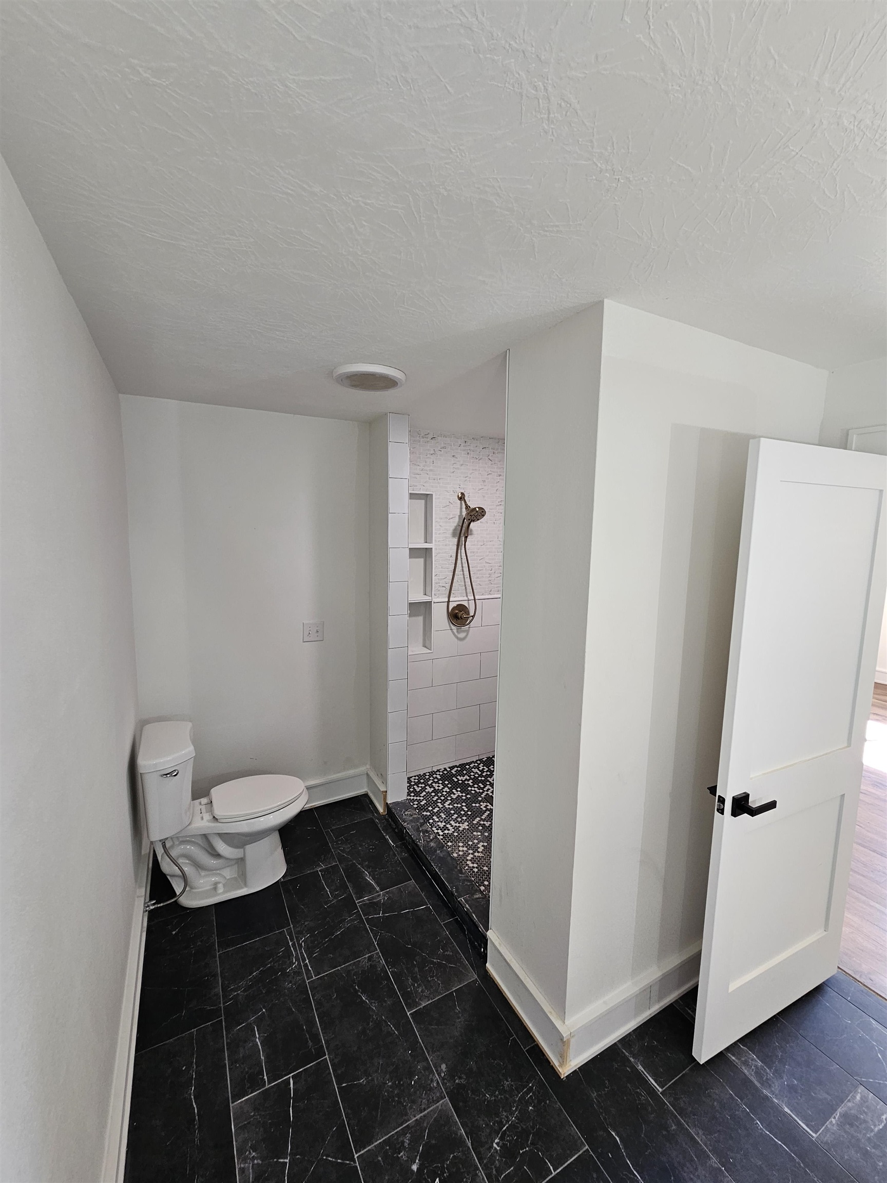CROWN ADDITION - Residential
