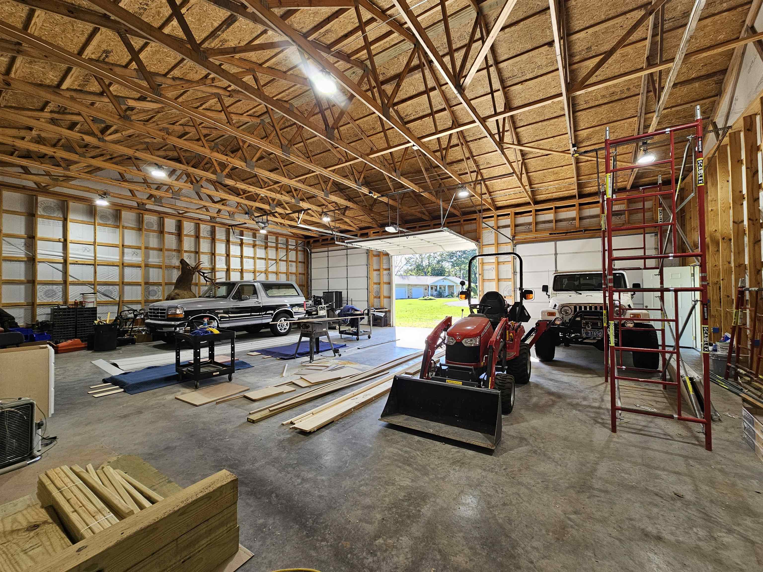 CROWN ADDITION - Residential