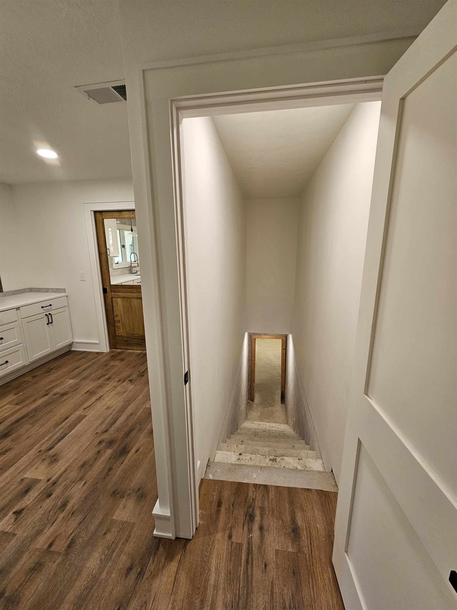 CROWN ADDITION - Residential
