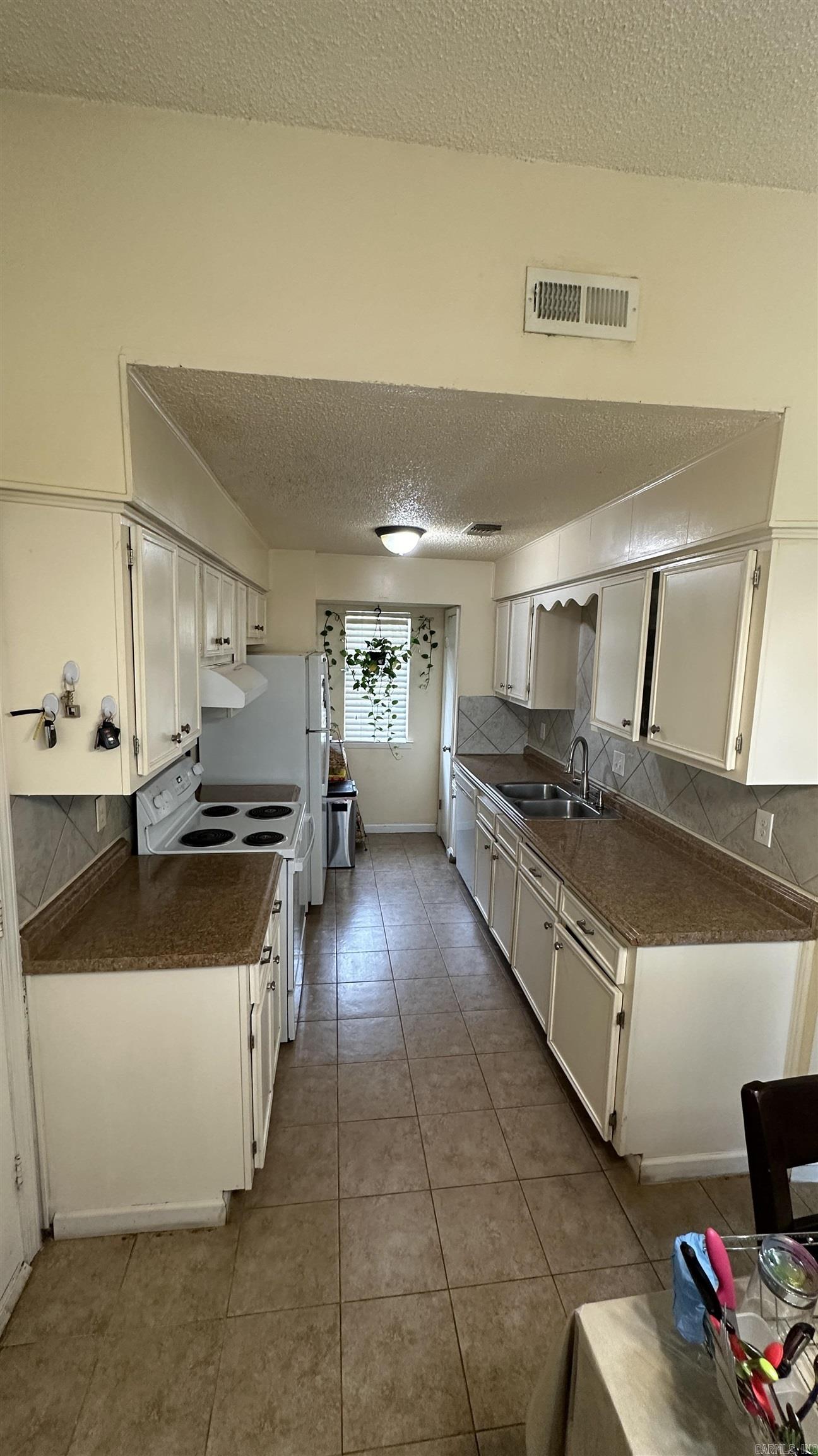 BROADMOOR NORTH - Residential