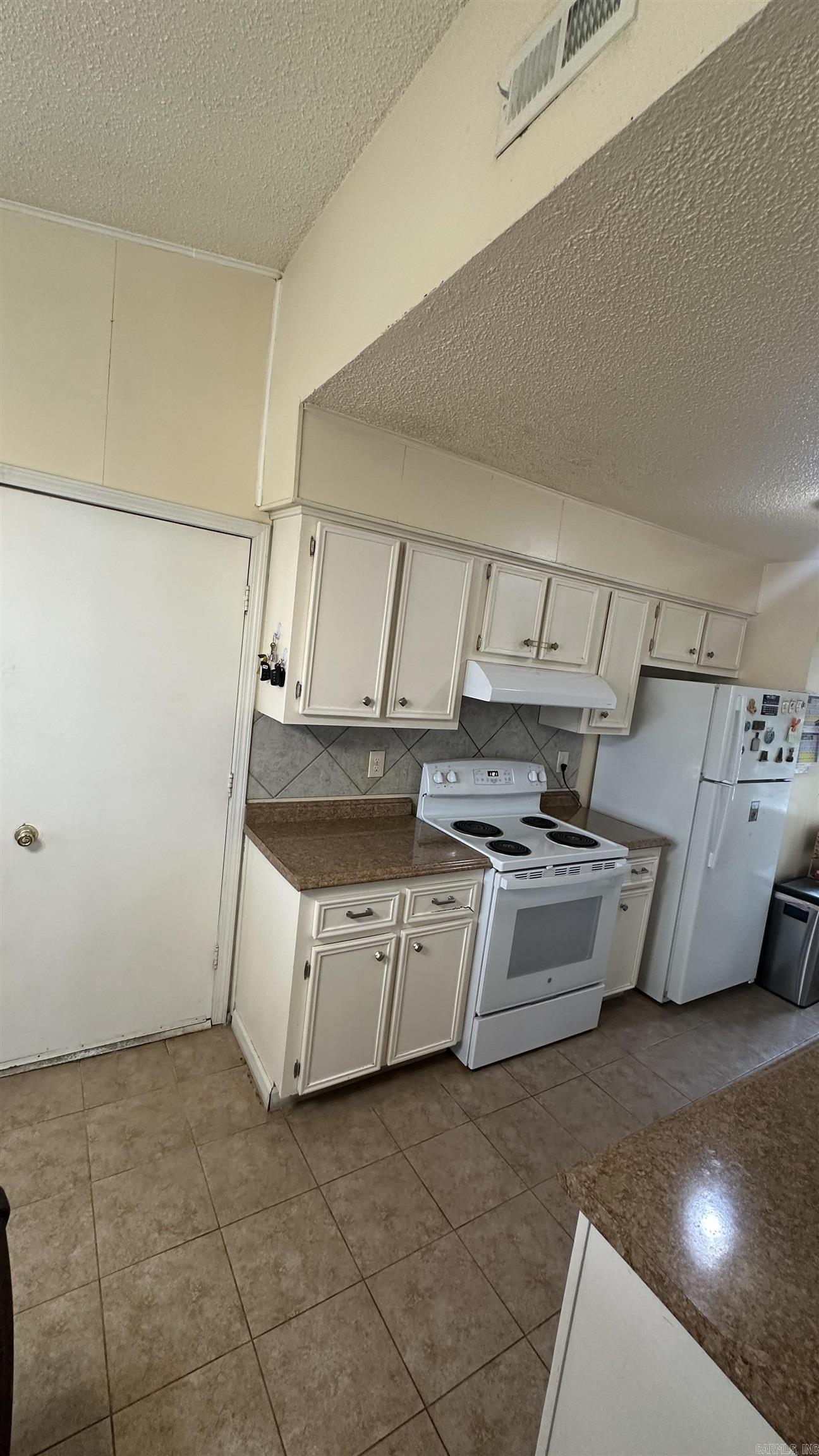 BROADMOOR NORTH - Residential