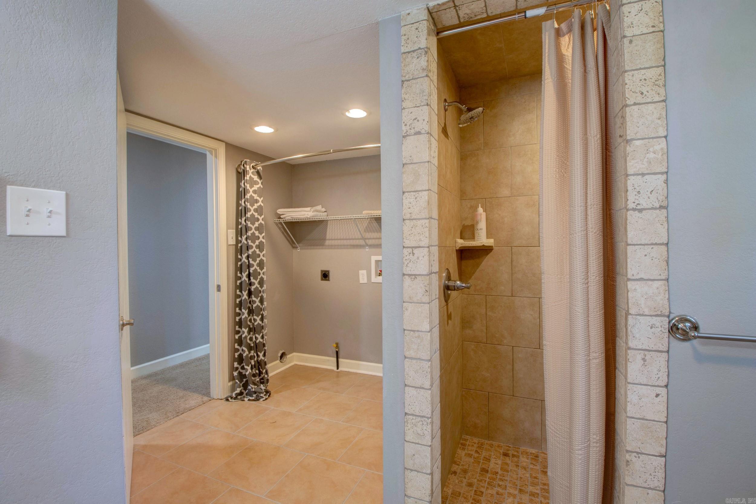 OAKCLIFF ADDN - Residential