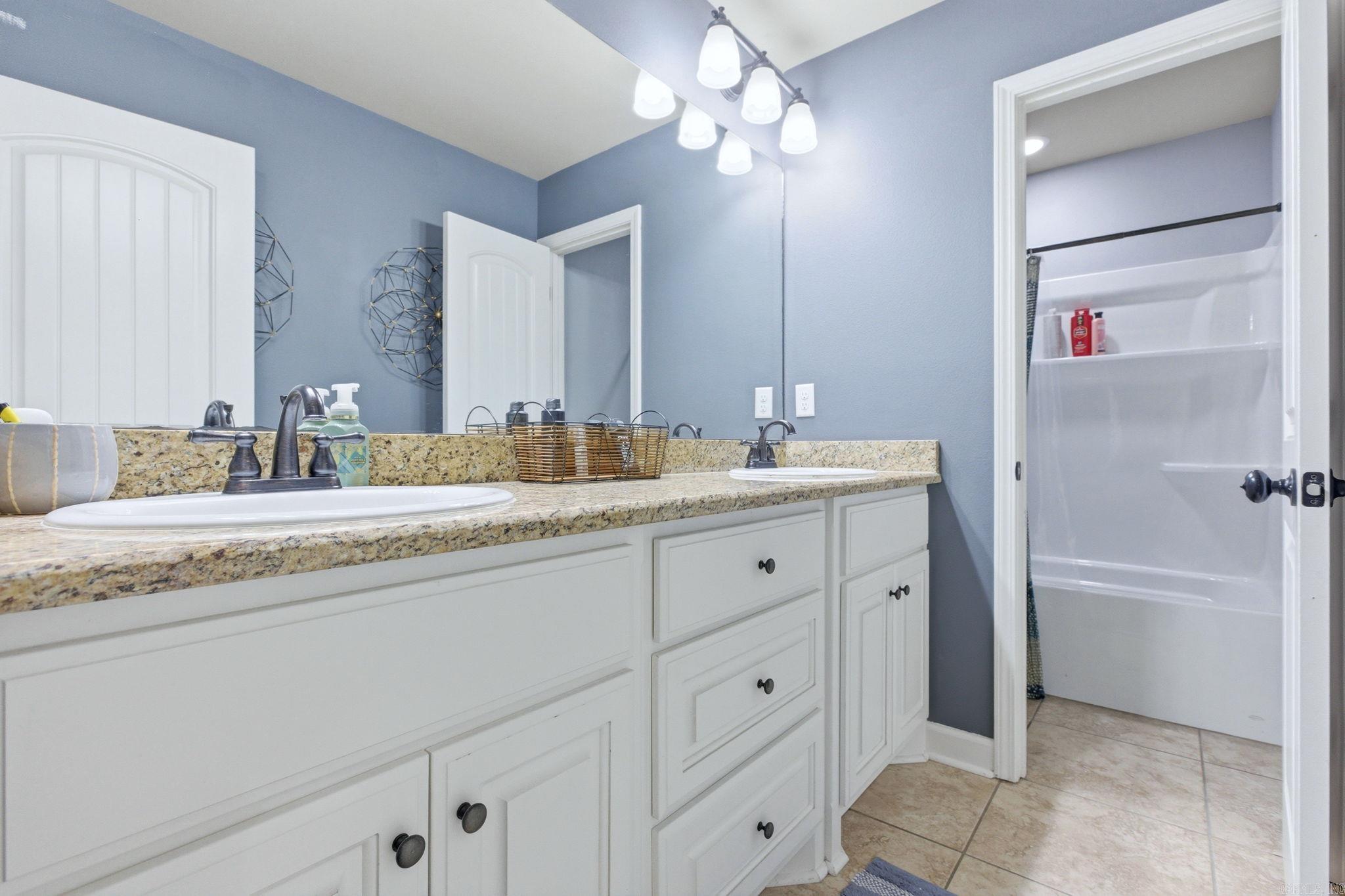 NORTHVIEW - Residential