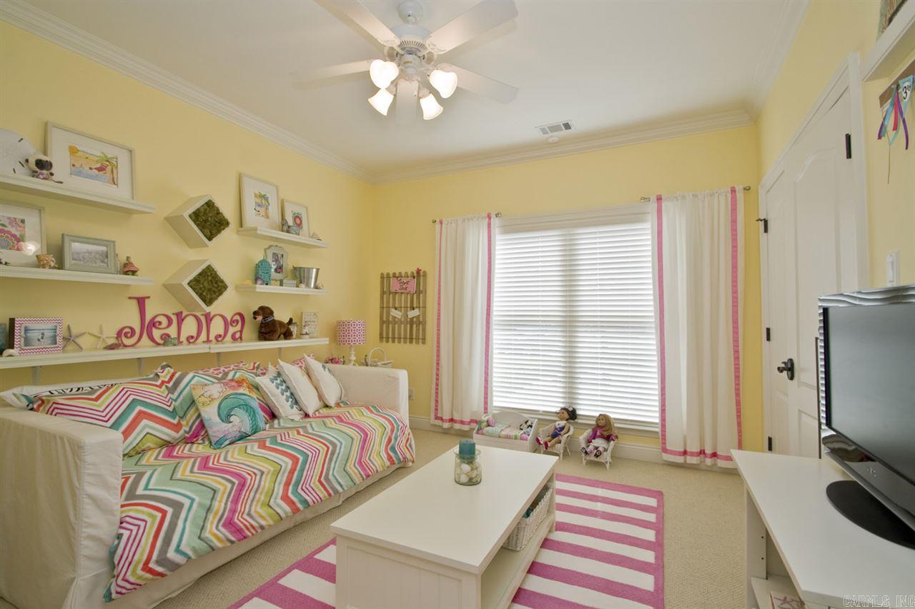 HURRICANE LAKE EST - Residential