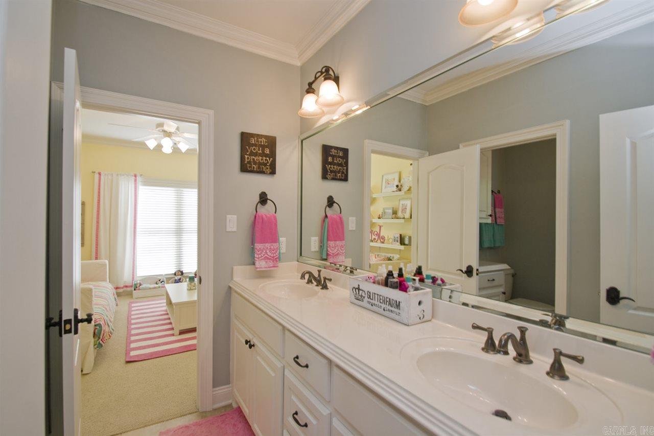 HURRICANE LAKE EST - Residential